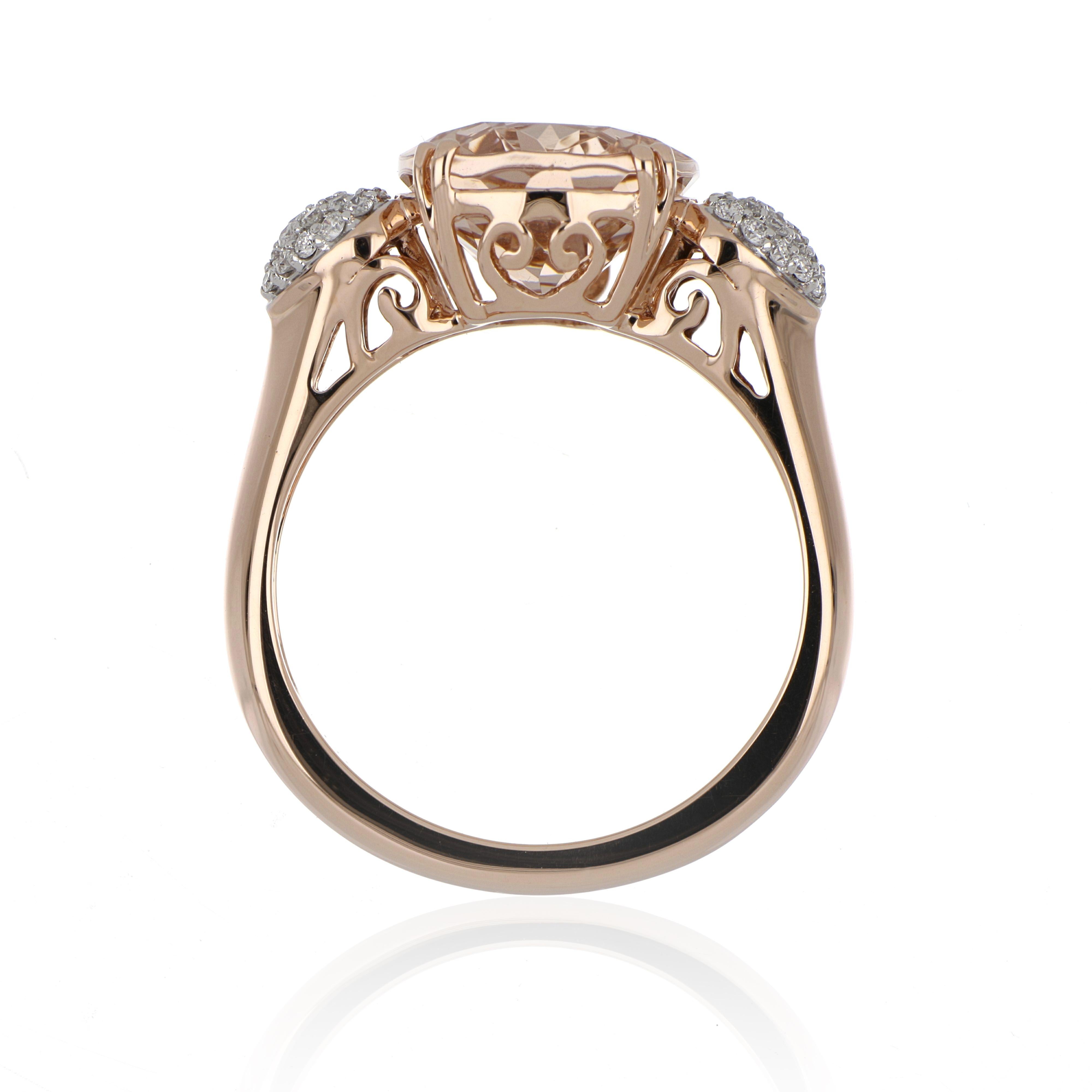 4.12 Carat Morganite Ring with Diamonds in 14 Karat Rose Gold For Sale 2