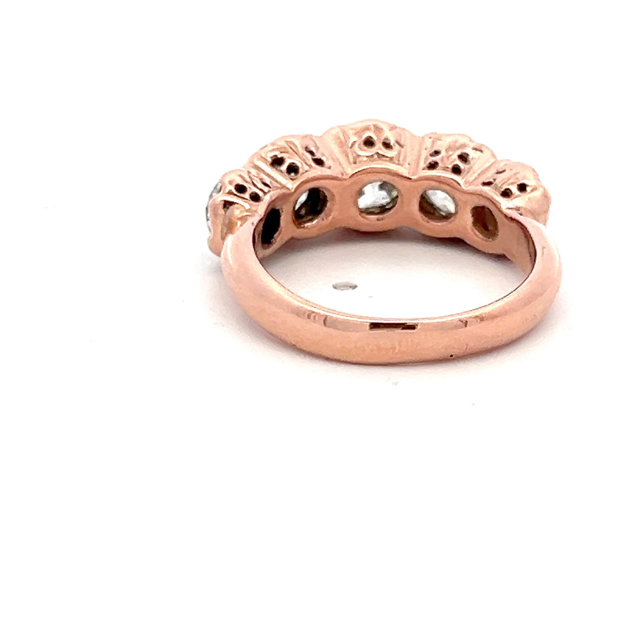 Taille vieille Europe Bague à cinq pierres en or rose 14 carats avec diamant taille européenne ancienne de 4,12 carats en vente