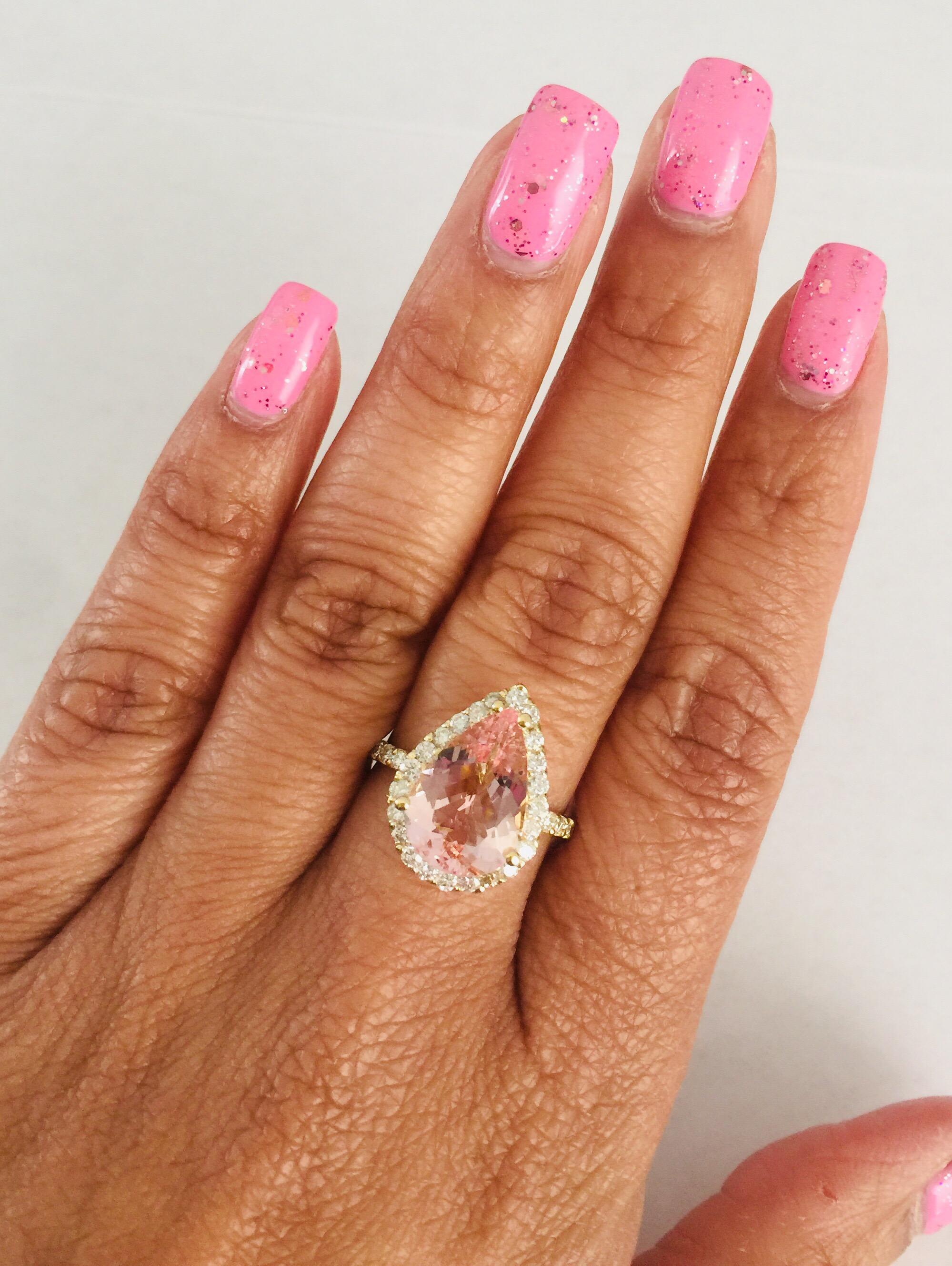 Women's 4.12 Carat Pear Cut Pink Morganite Diamond 18 Karat Yellow Gold Engagement Ring