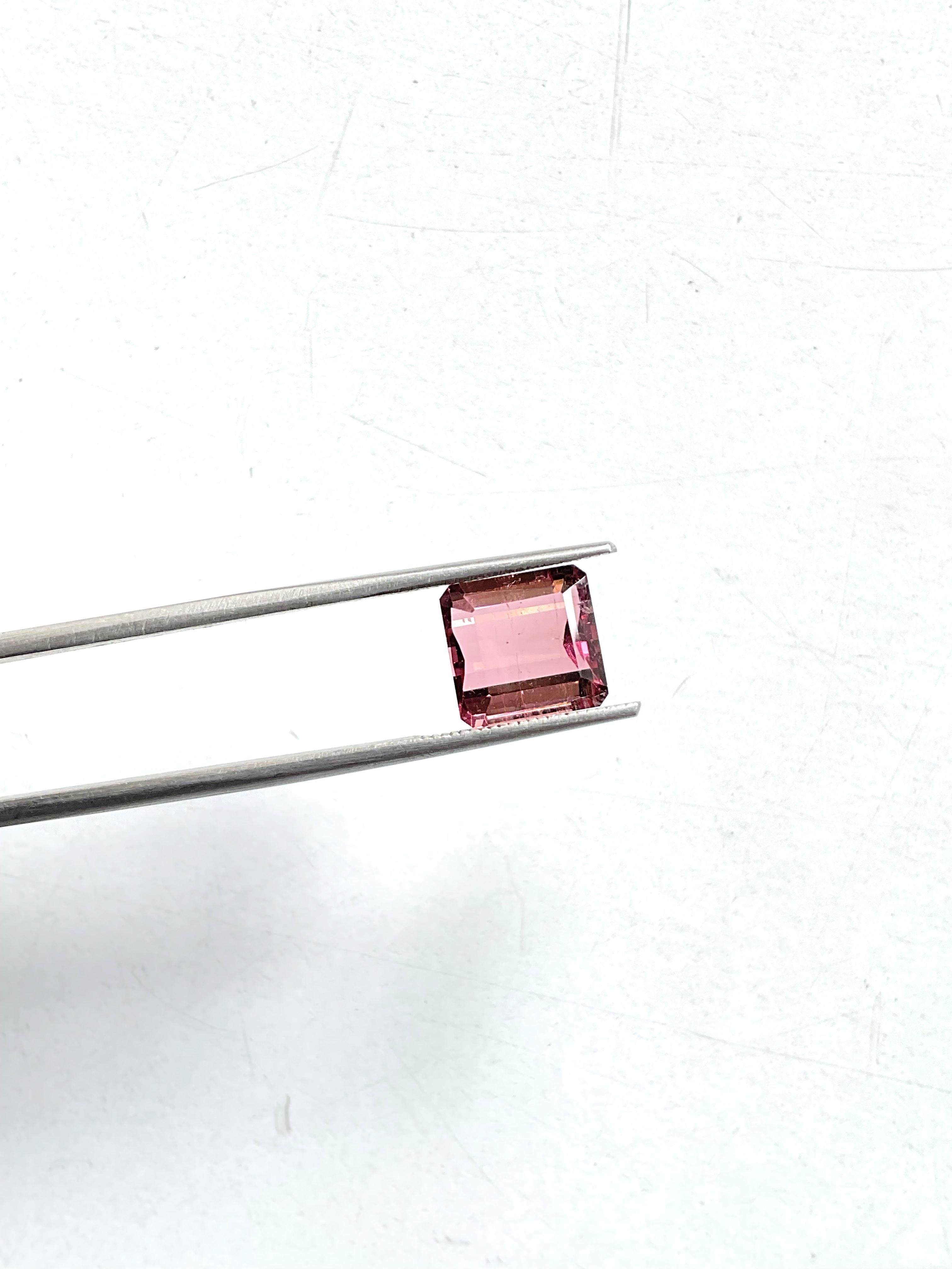 4.12 Carats Pink Peach Tourmaline Octa Faceted Cut stone Top Quality Natural gem en vente 2