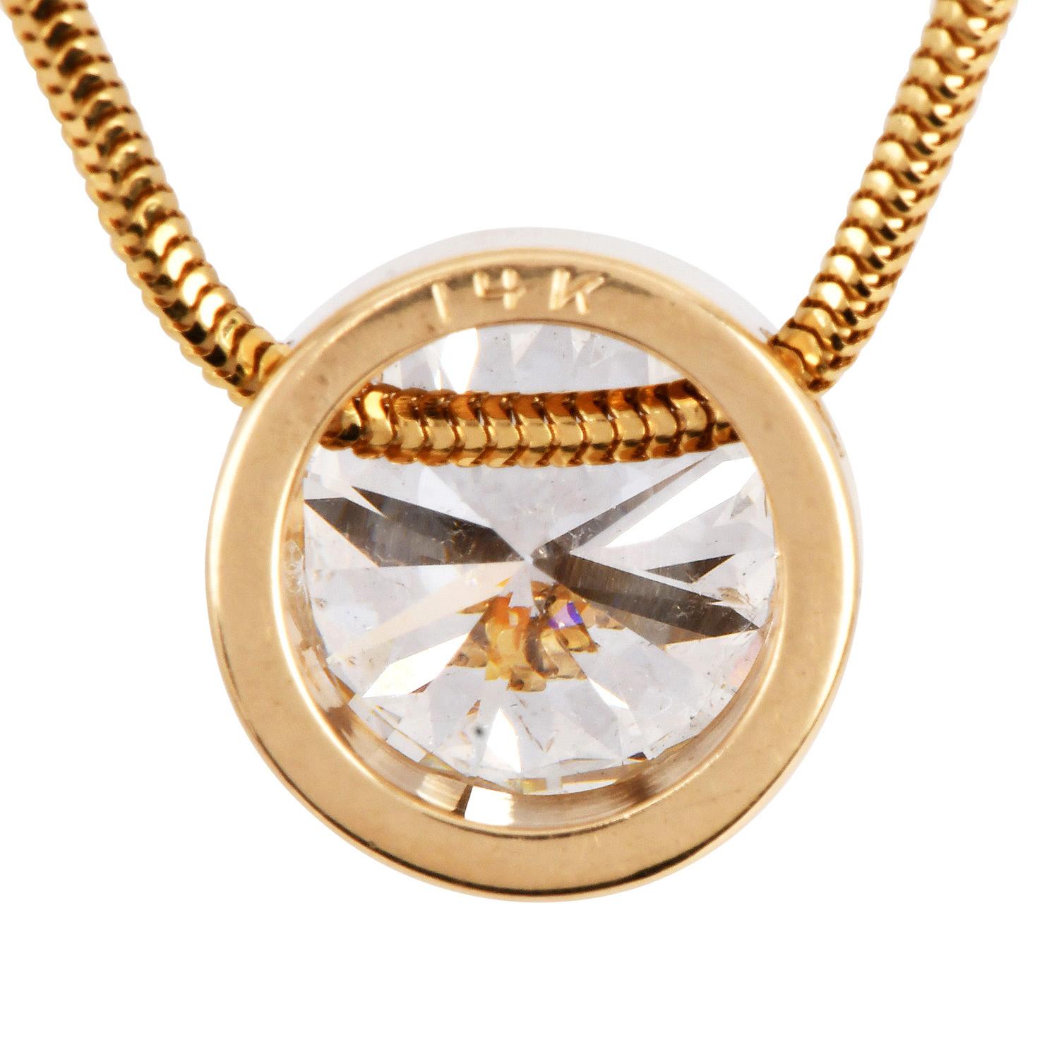 Pendentif solitaire en or jaune serti d'un chaton de 4,12 carats de diamants ronds en vente 2