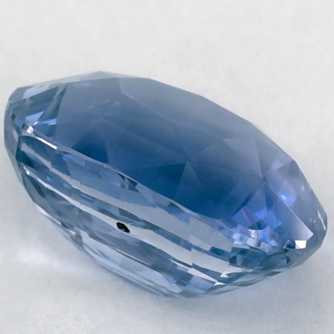 4.12 carati di zaffiro blu ovale sfuso in vendita 1