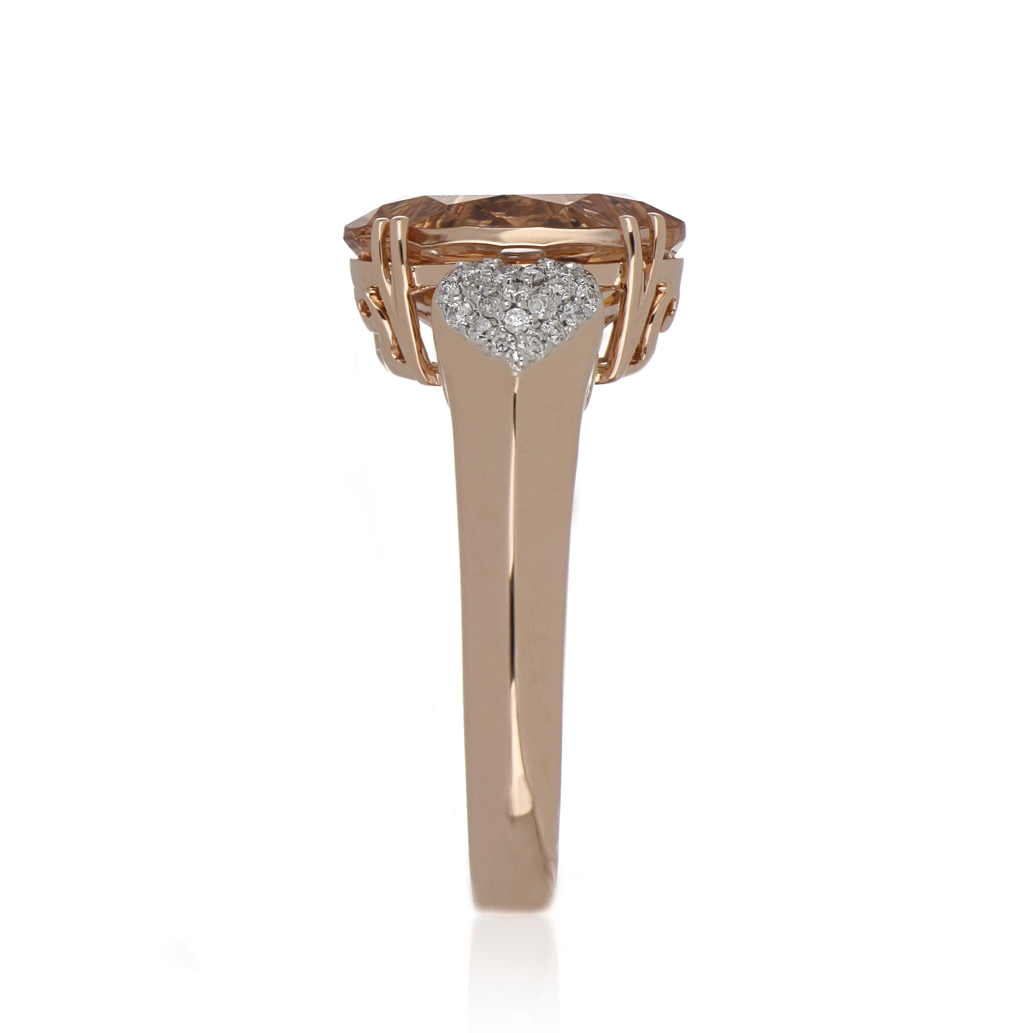 4.12 Carat Morganite Ring with Diamonds in 14 Karat Rose Gold In New Condition For Sale In JAIPUR, IN