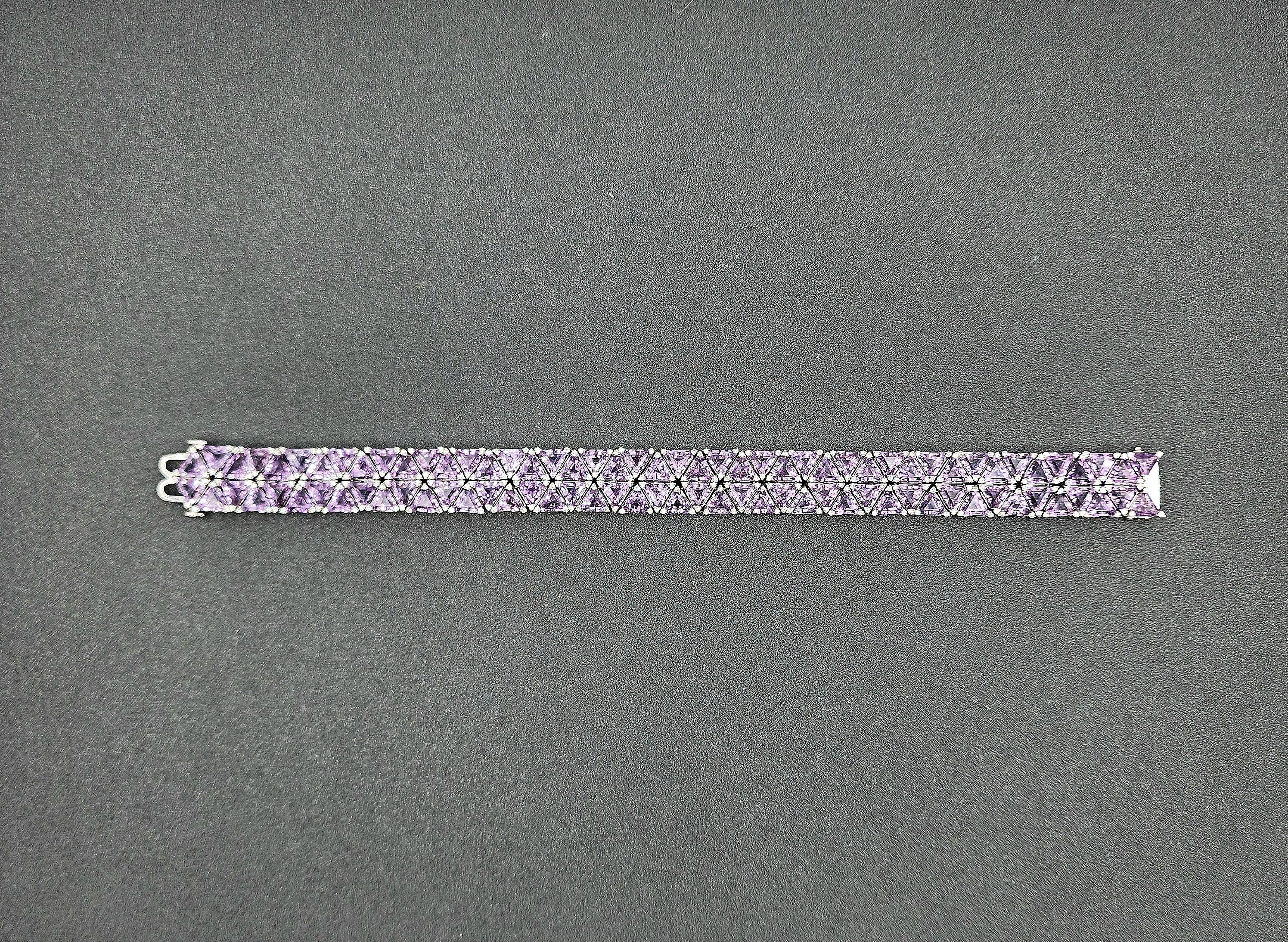41.29 ct Natural Amethyst & Diamond Bracelet In New Condition For Sale In Chicago, IL