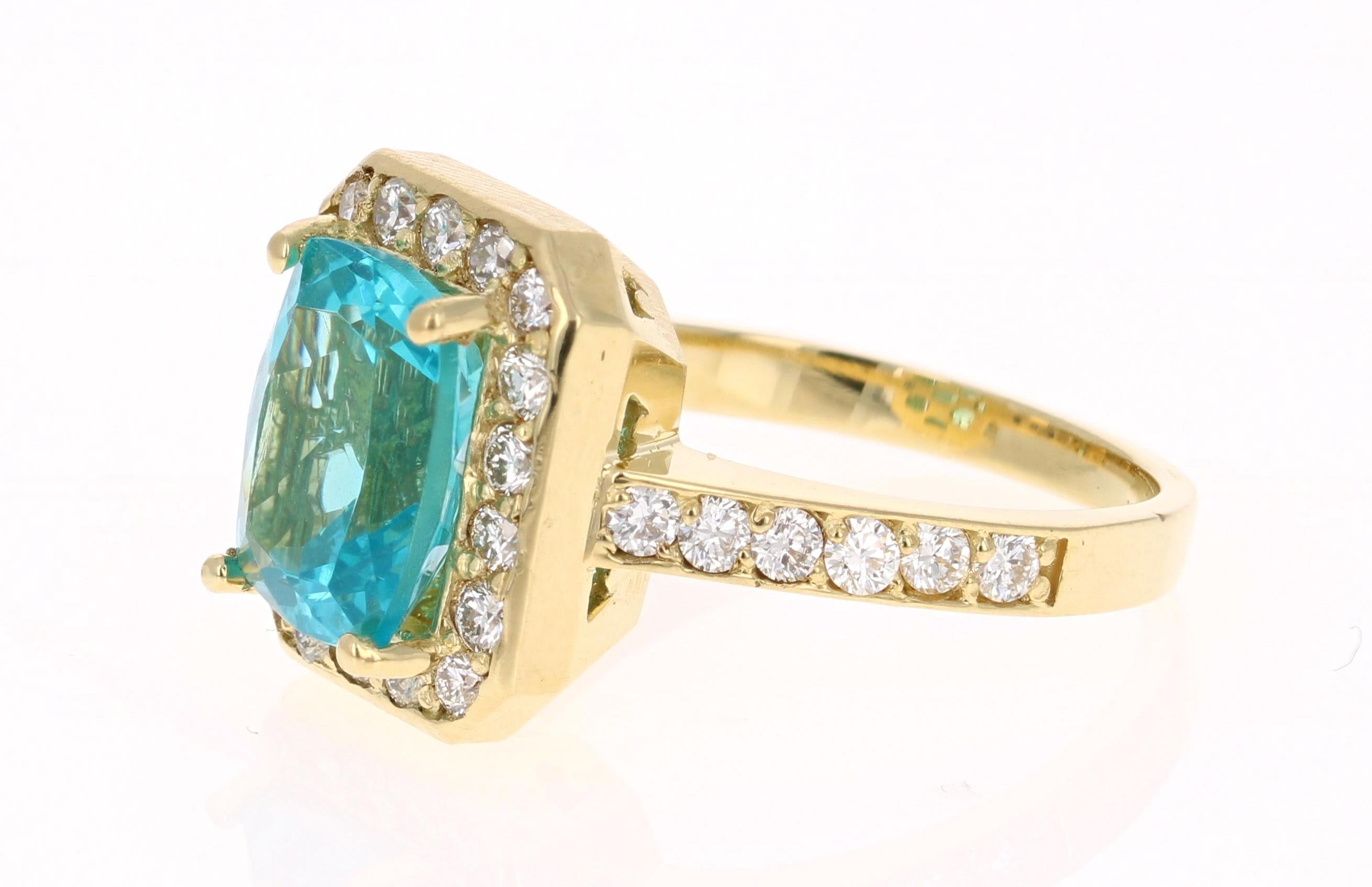 Contemporary 4.13 Carat Cushion Cut Apatite Diamond Ring 18 Karat Yellow Gold Engagement Ring For Sale
