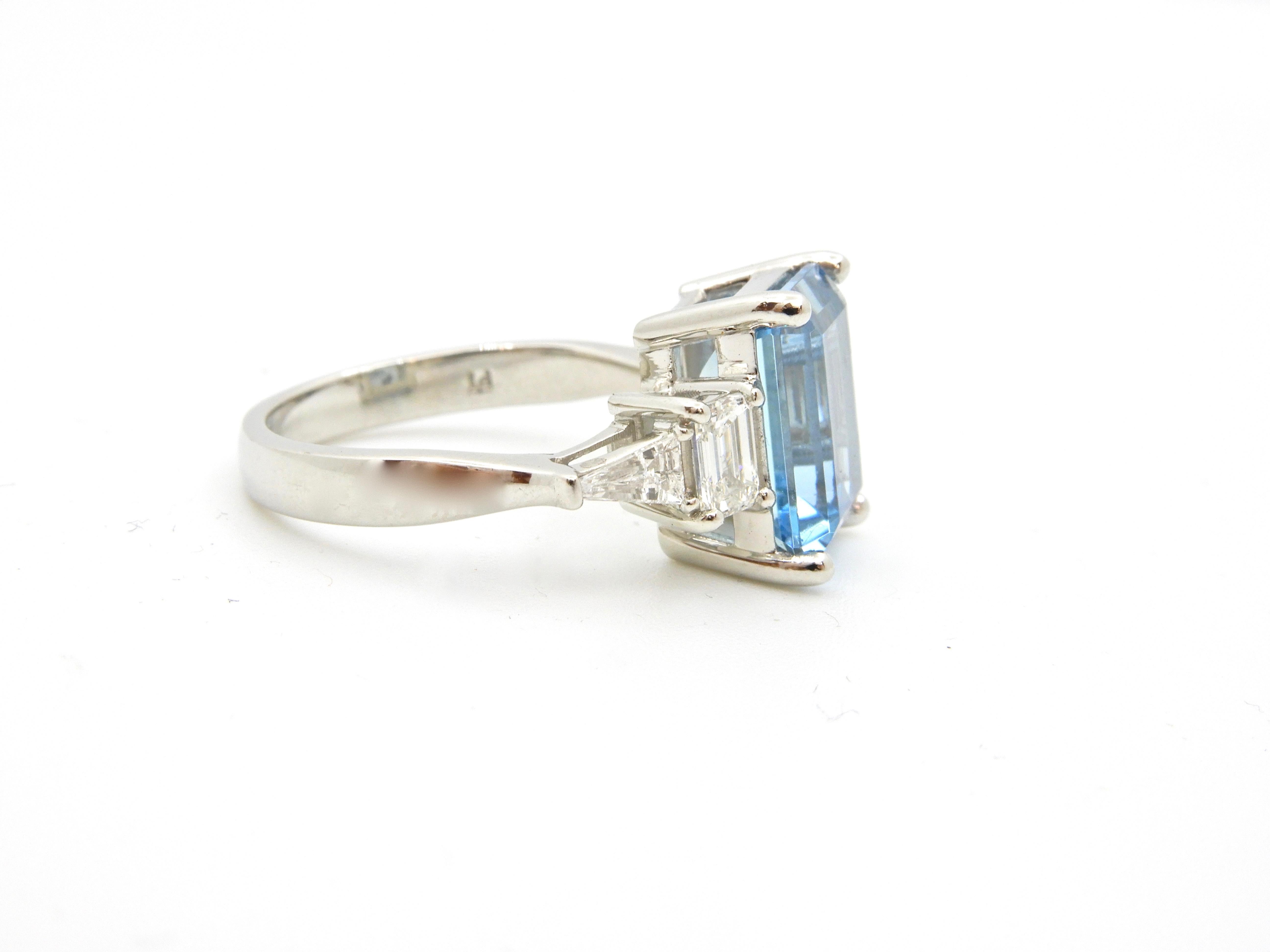 4.13 Carat Emerald Cut Aquamarine and Diamond Platinum Engagement Ring In New Condition In Brisbane, QLD