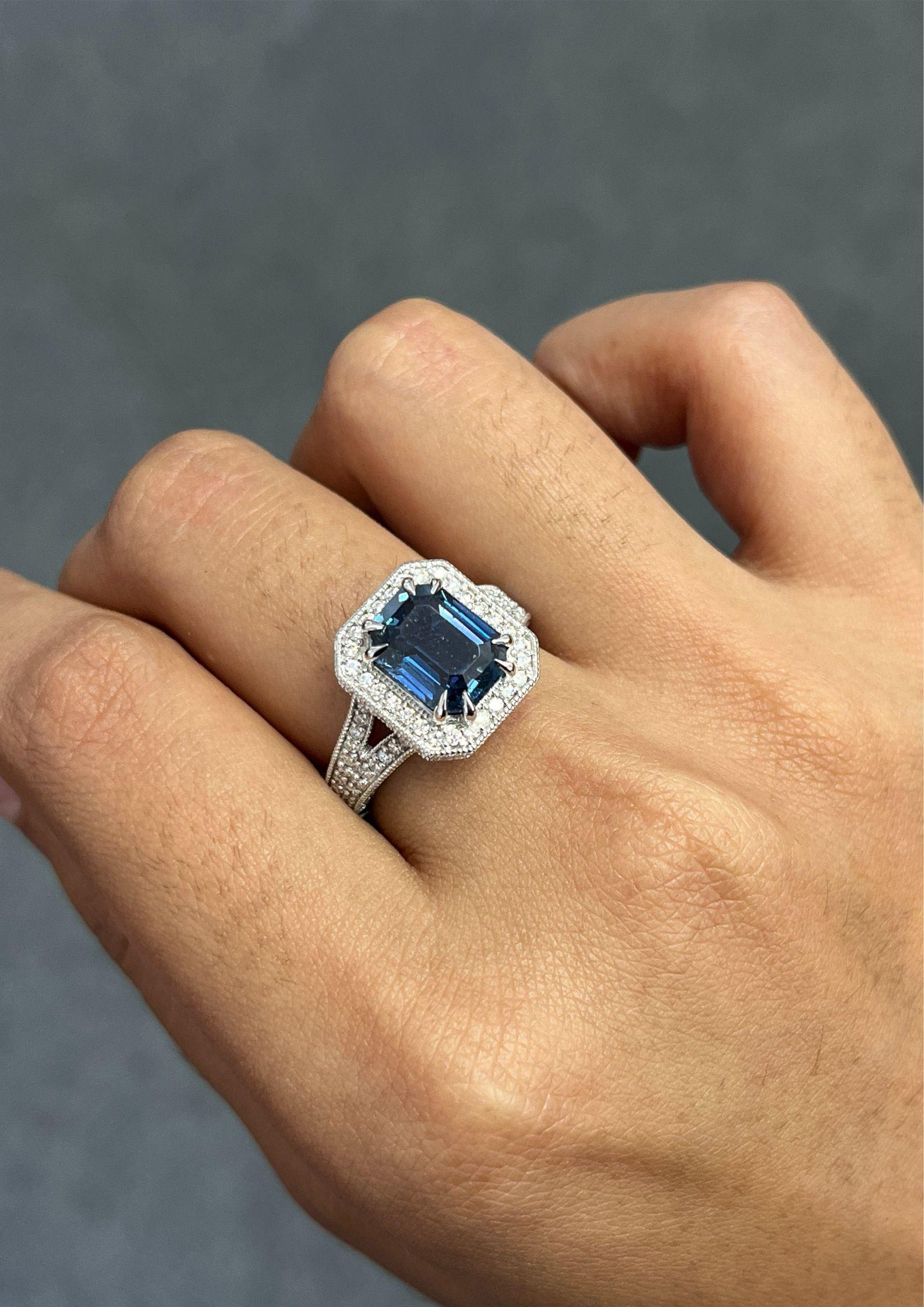 Women's 4.13 Carat No-Heat Sapphire and Diamond Ring in 18K White Gold For Sale