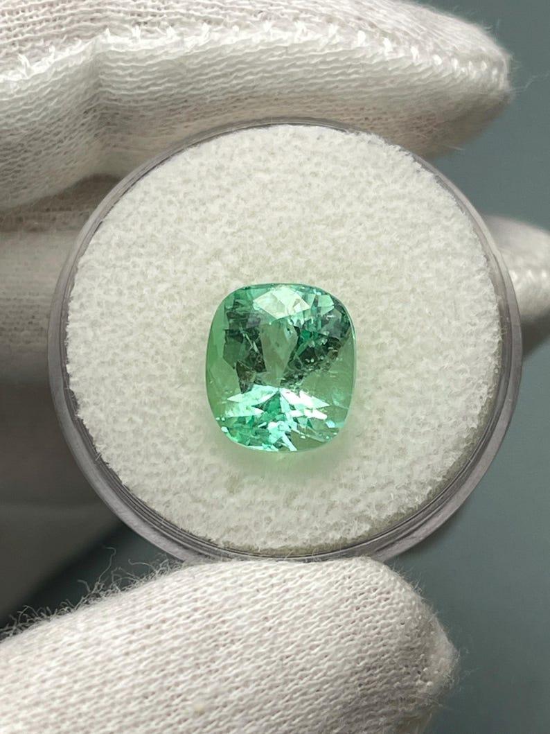 Modern 4.13 Carat Pastel Yellowish Green Colombian Emerald - Cushion Cut Genuine Gem For Sale