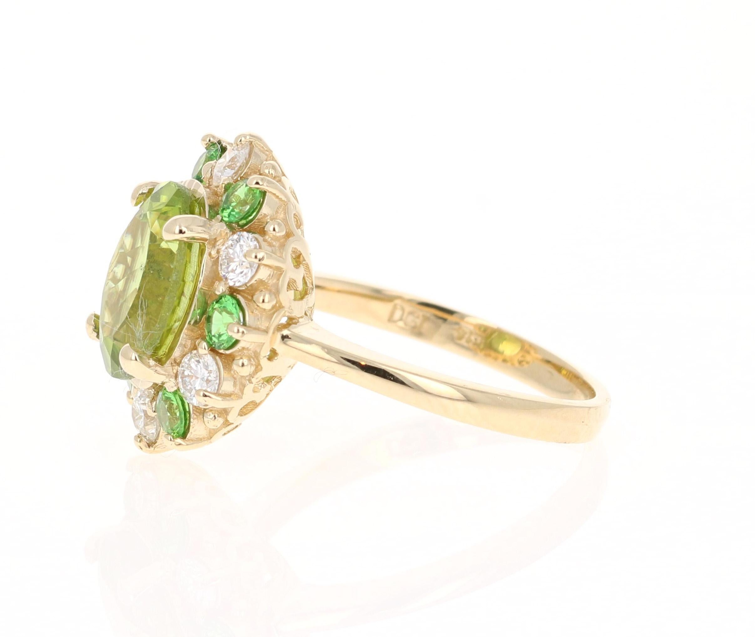 Modern 4.13 Carat Peridot Diamond Tsavorite 14 Karat Yellow Gold Engagement Ring