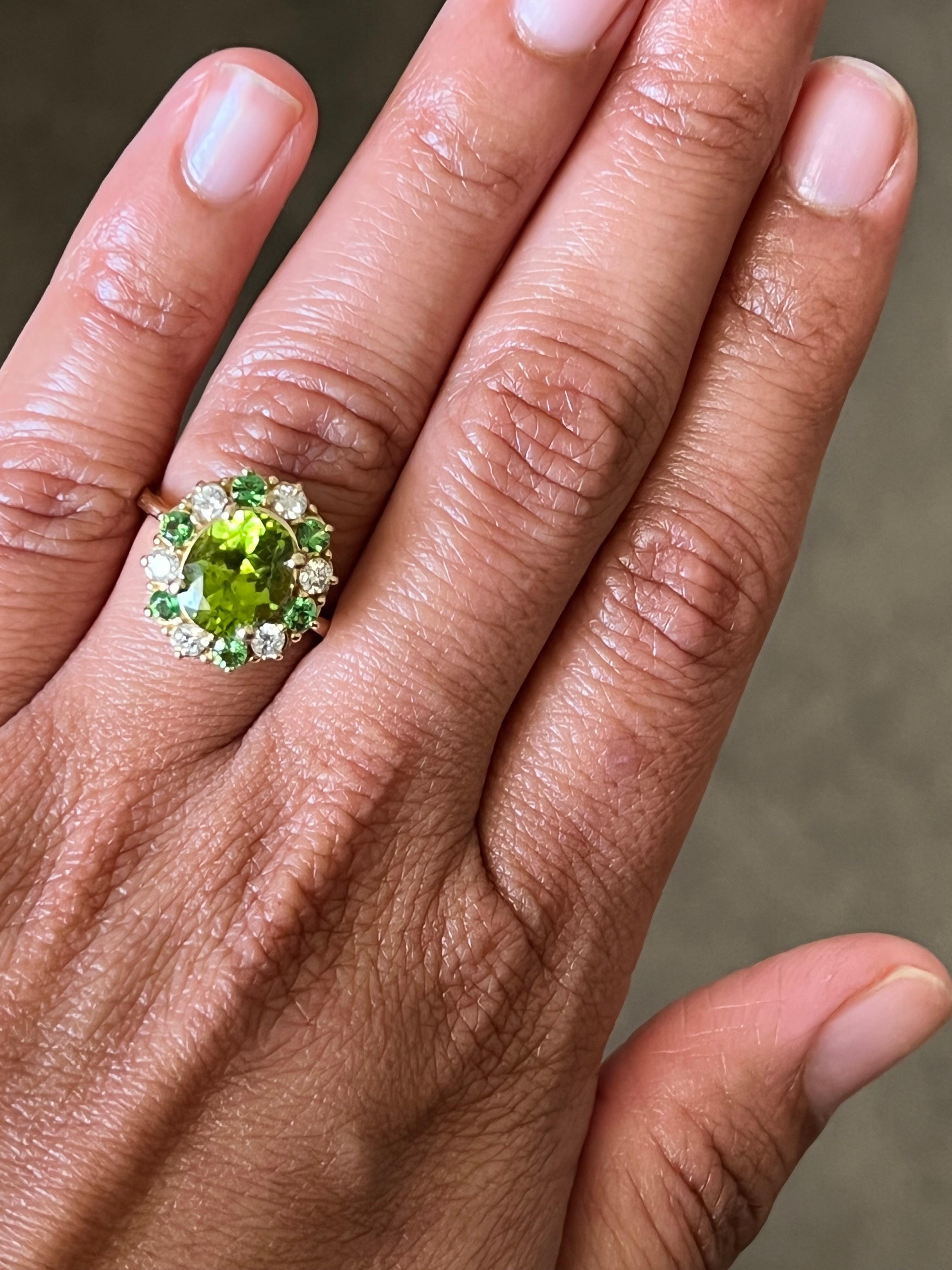 4.13 Carat Peridot Tsavorite Diamond 14 Karat Yellow Gold Ring In New Condition For Sale In Los Angeles, CA