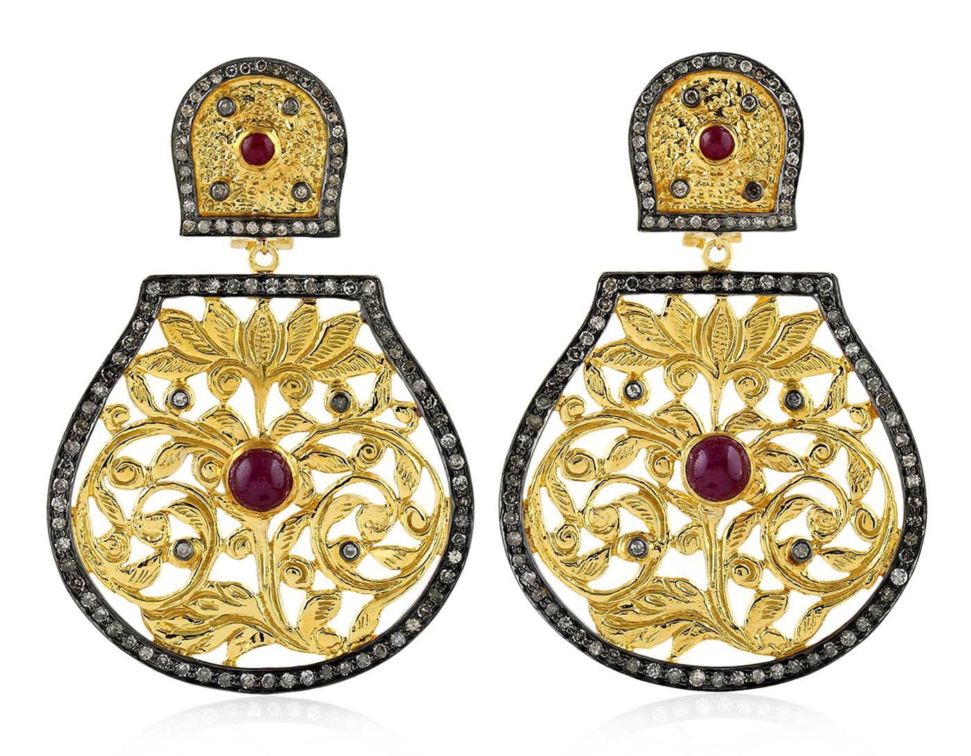 Mixed Cut Ruby Diamond 18 Karat Gold Lotus Earrings