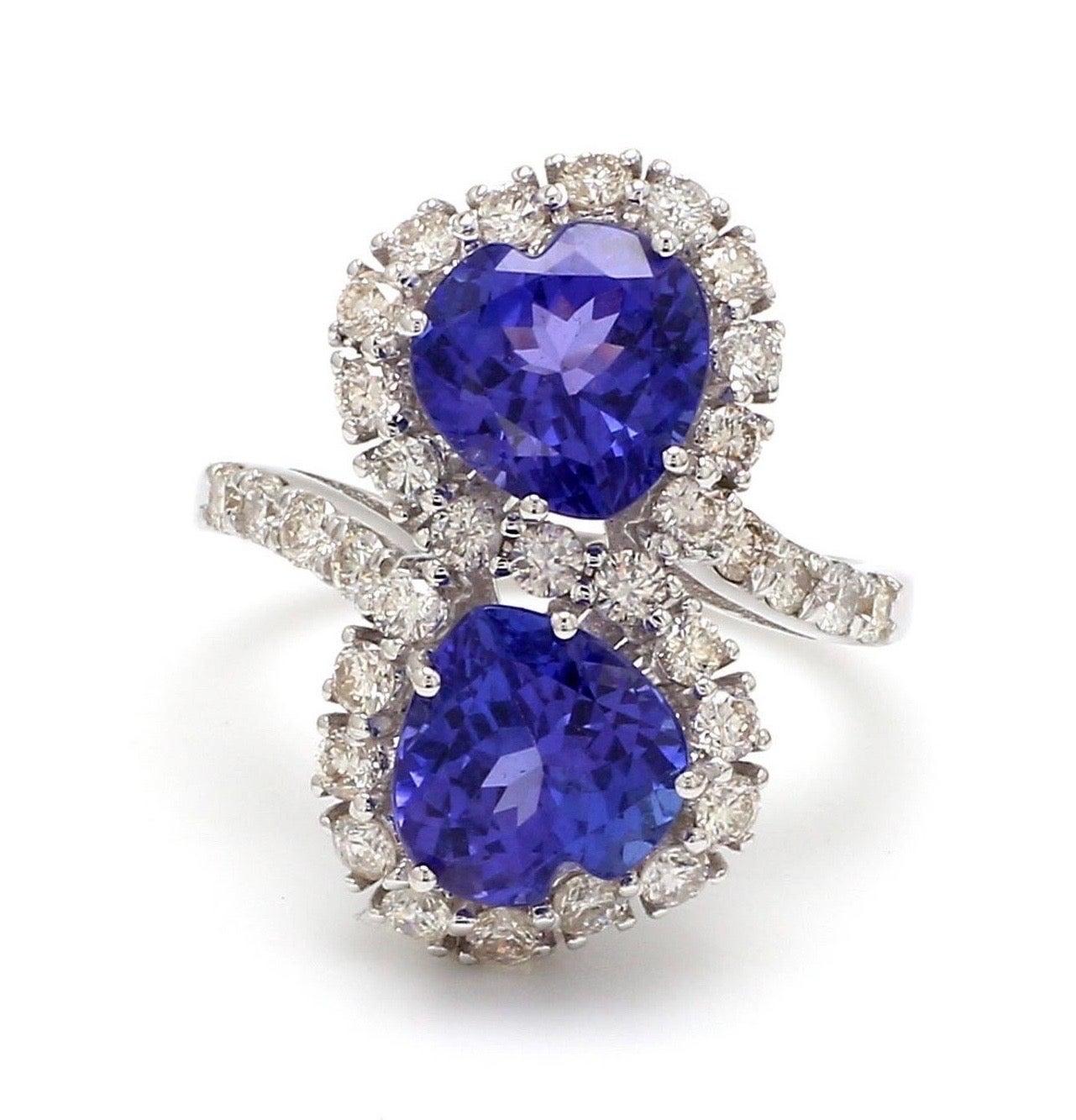 En vente :  Bague en forme de cœur en or 14 carats avec tanzanite de 4,13 carats et diamants 5