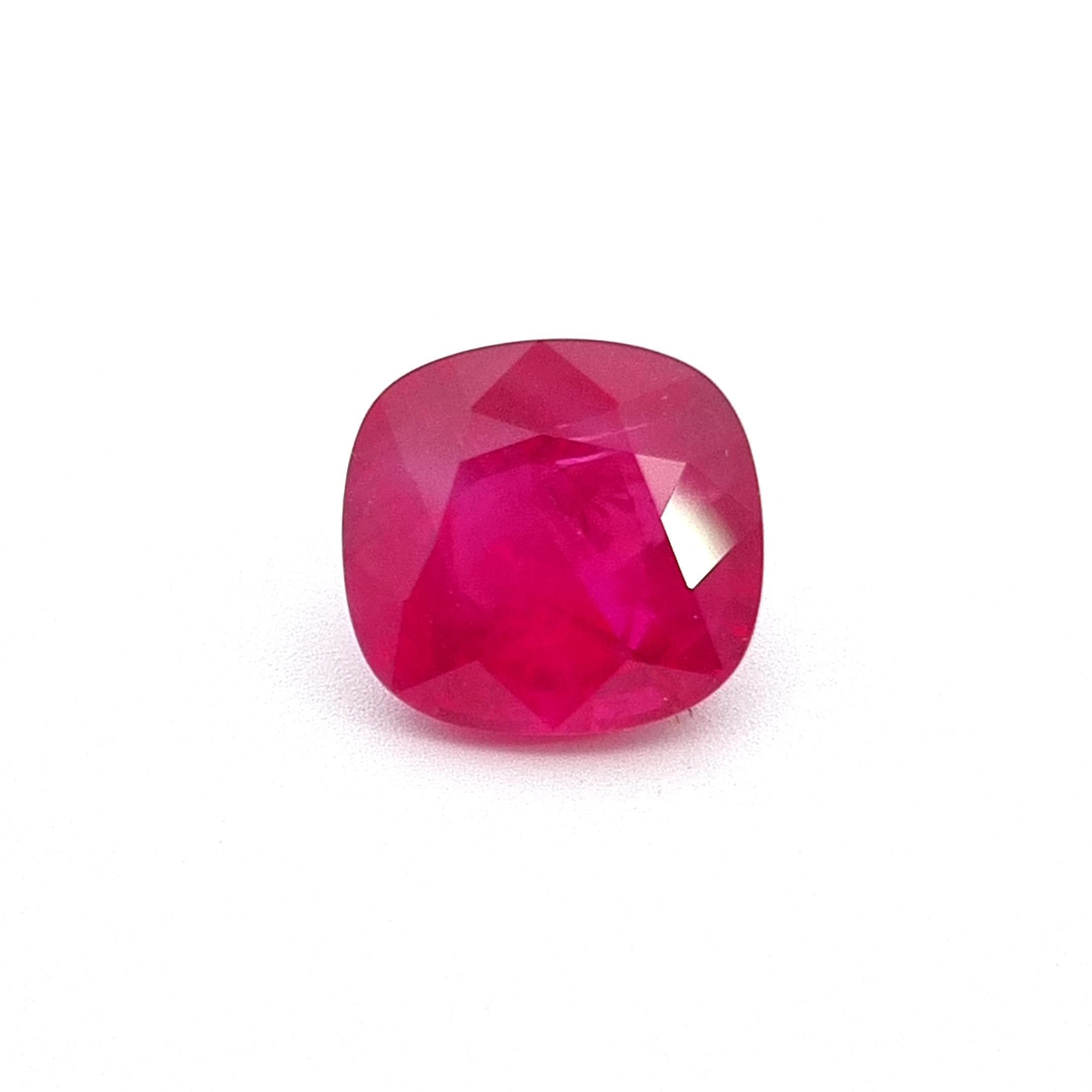 Women's or Men's 4.13 carat unheated Burmese Ruby  For Sale