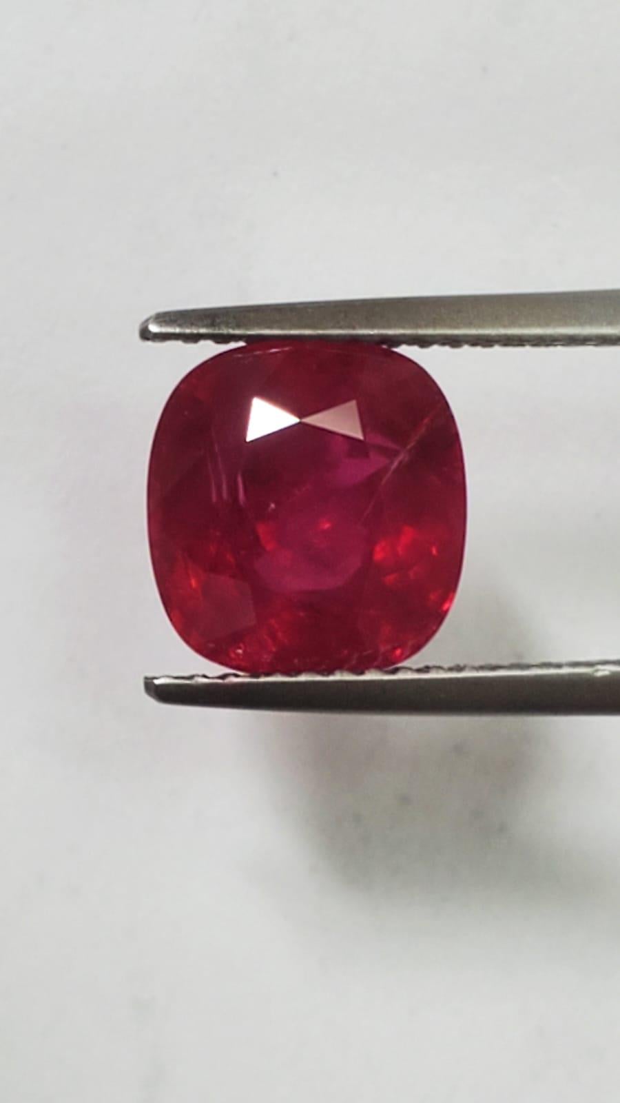 4.13 carat unheated Burmese Ruby  For Sale 2