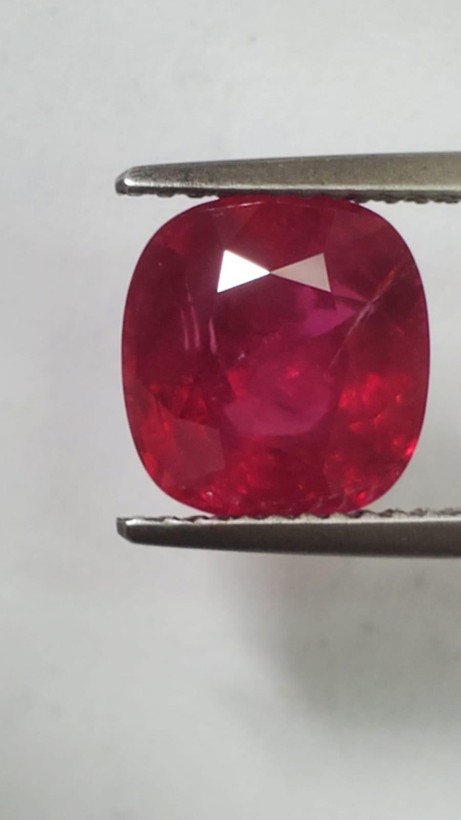 4.13 carat unheated Burmese Ruby  For Sale 3