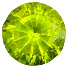 4.13 carats Green Peridot Stone Round Cut Natural Pakistani Gemstone