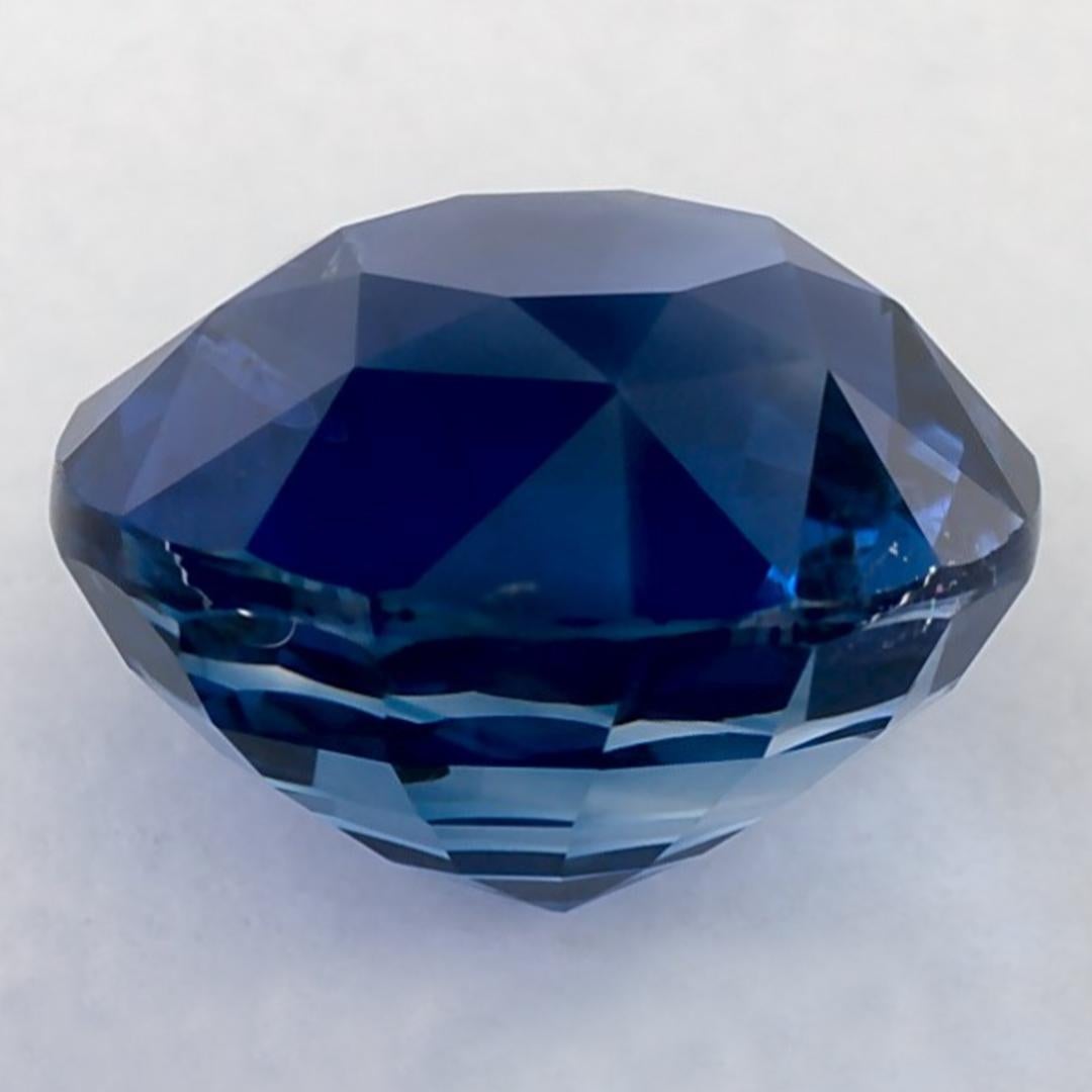 Round Cut 4.13 Carat Blue Sapphire Round Loose Gemstone For Sale