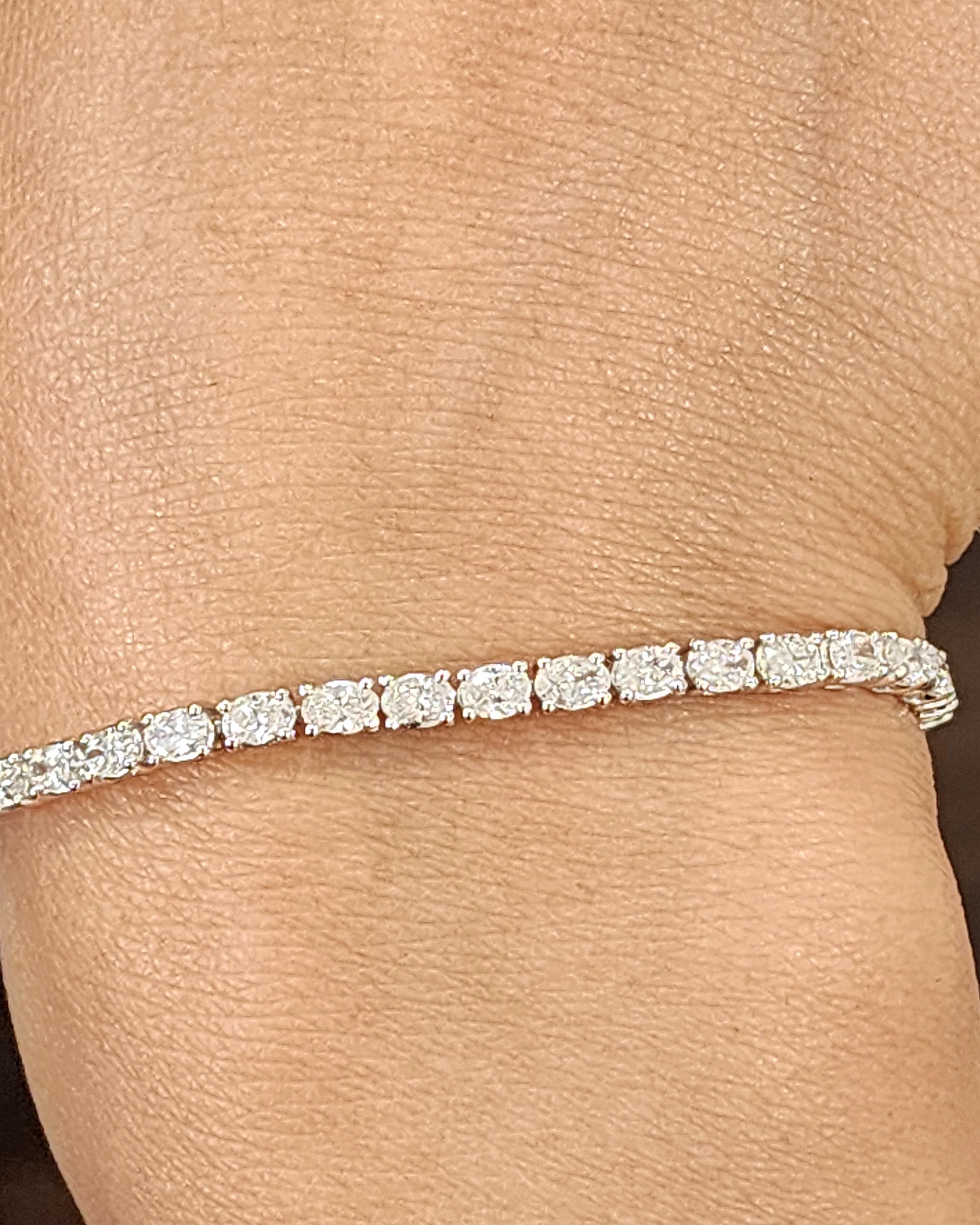 Pulsera de Tenis Este-Oeste Ovalada con Diamantes de 4,13 ct Moderno en venta