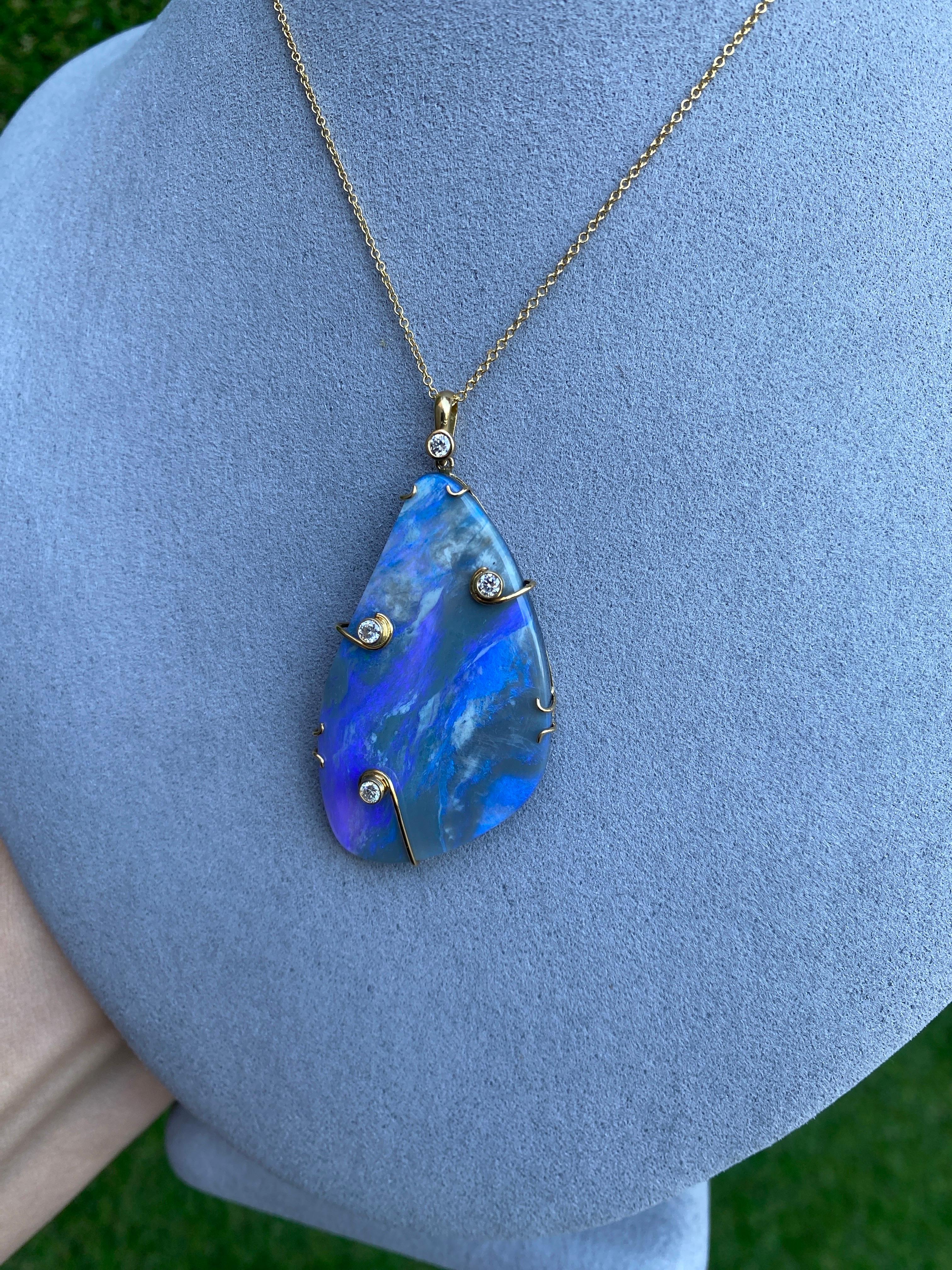 Collana in oro giallo 18k con opale Boulder e diamanti incastonati da 41,30 carati in vendita 11