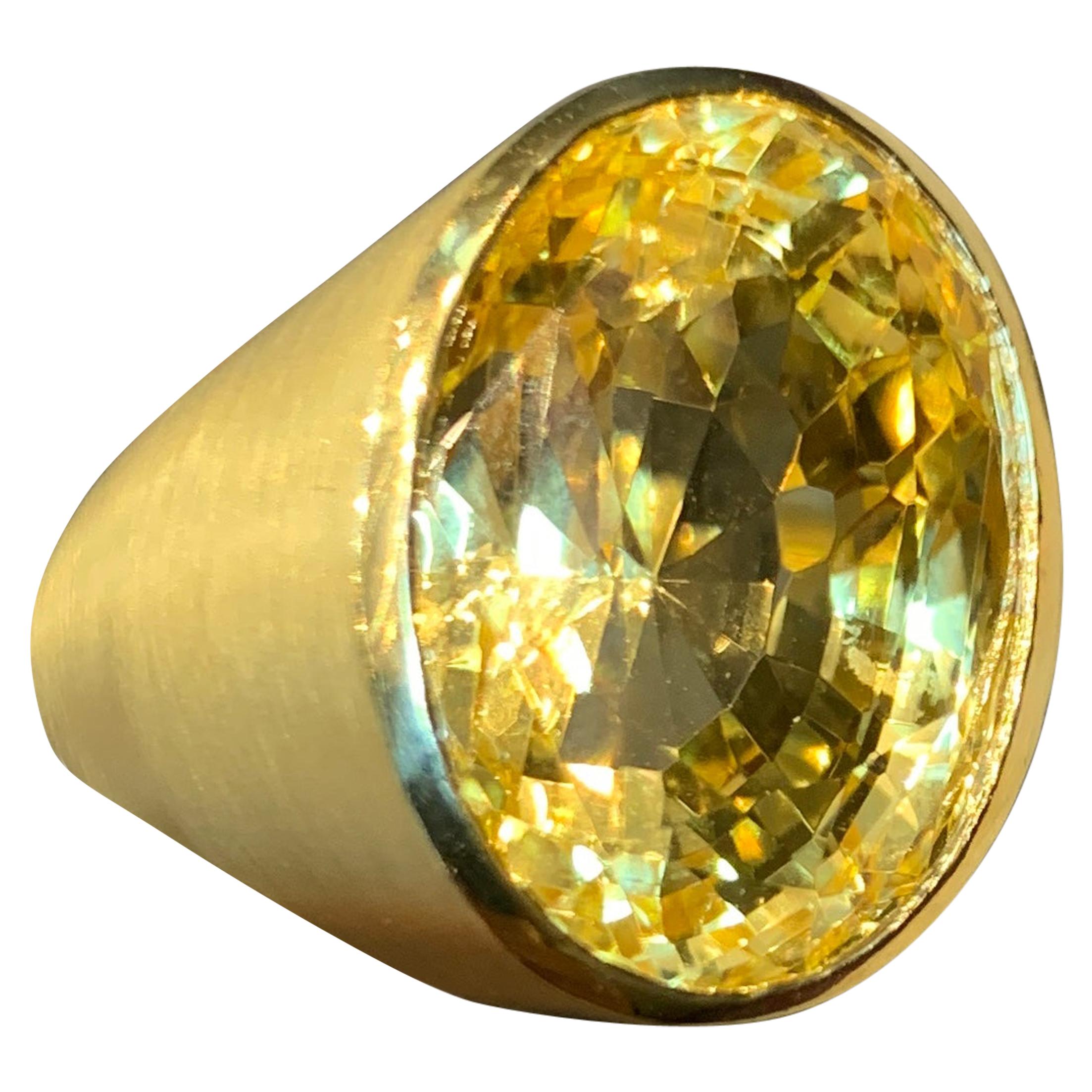 41.33 Carat Natural Yellow Sapphire Gold Men's Ring