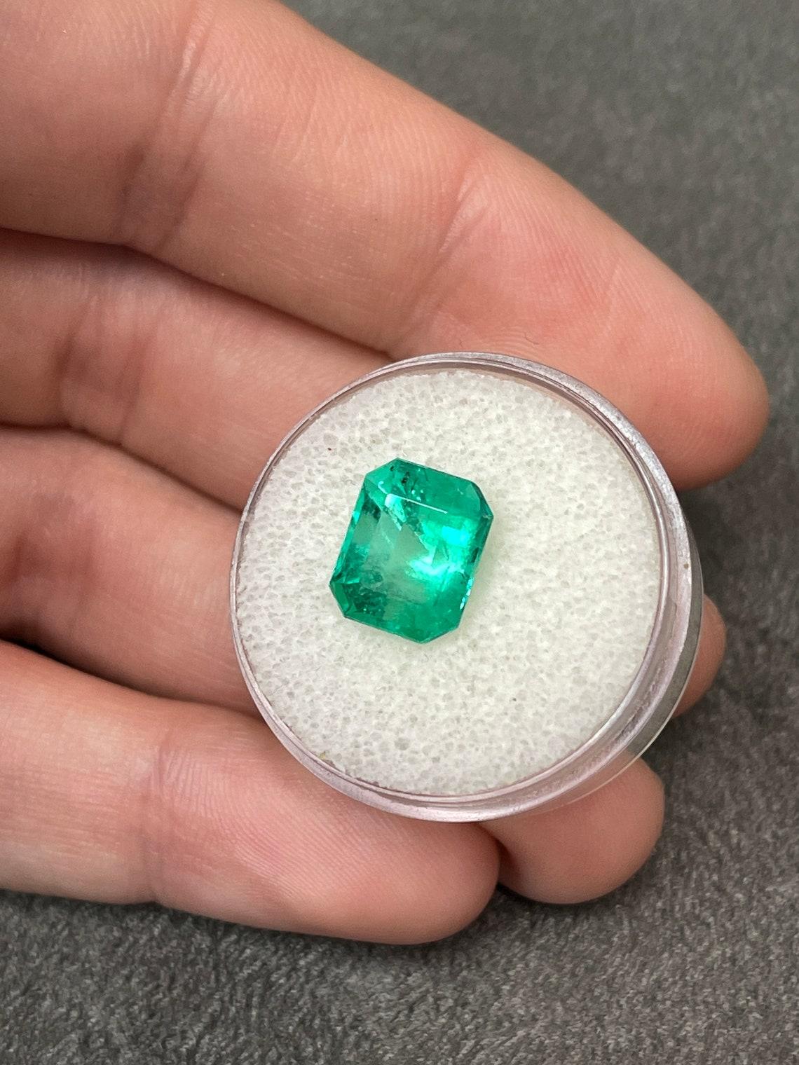 4,13ct Verde Vibrante Clásico Corte Esmeralda Gema Colombiana 10x8 Genuina Mayo Corte esmeralda en venta