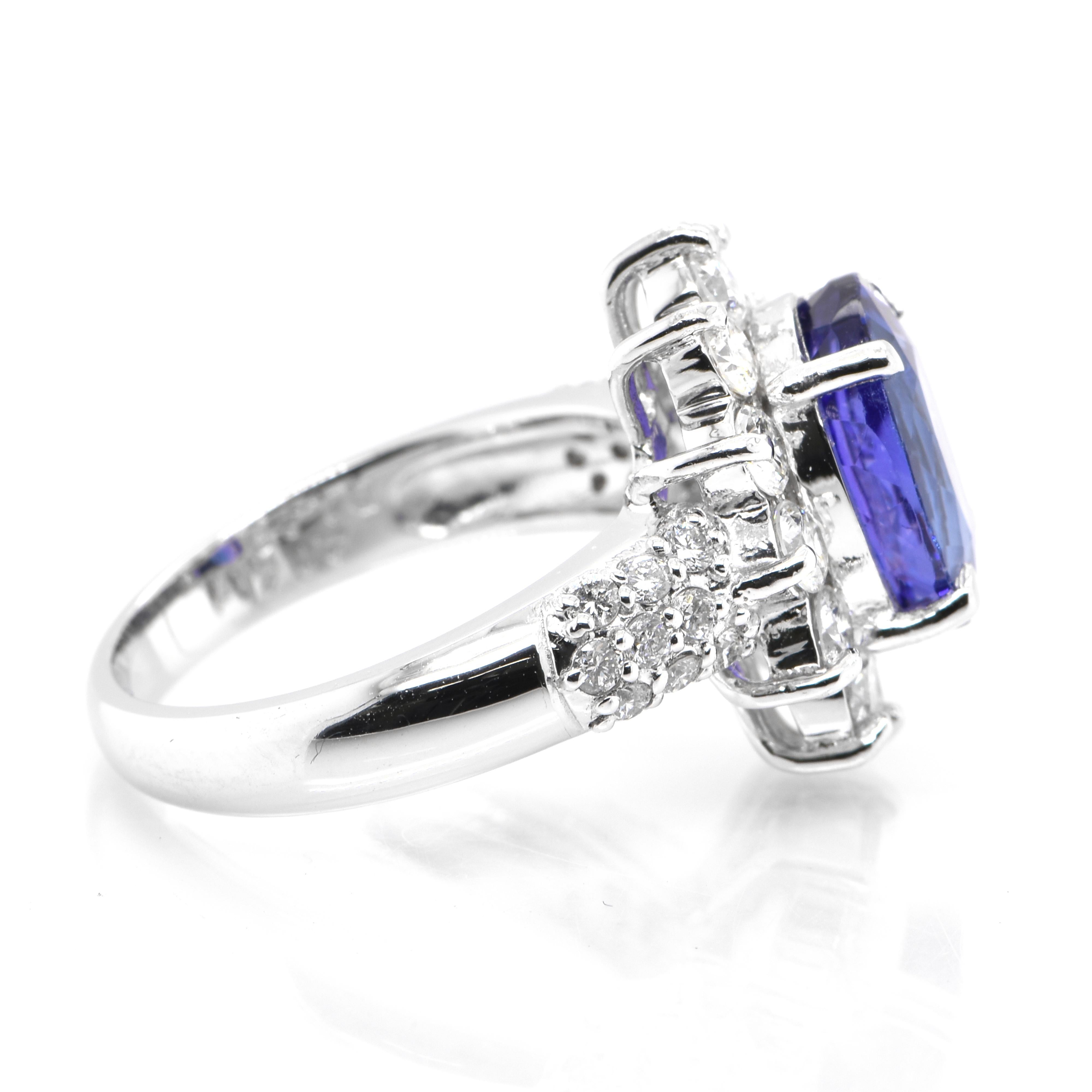 4.14 Carat Natural Oval-Cut Tanzanite and Diamond Cocktail Ring Set in Platinum In New Condition For Sale In Tokyo, JP
