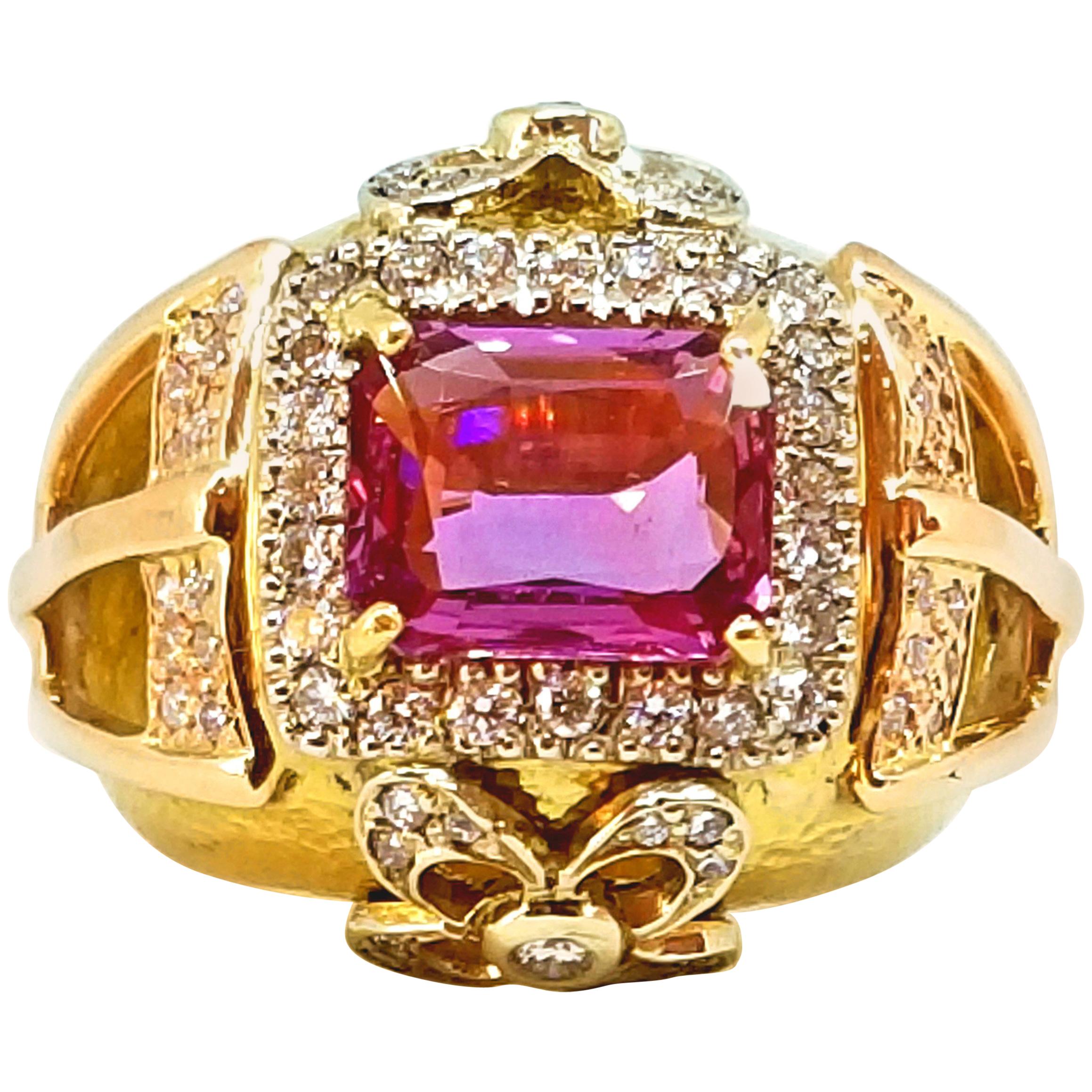 4,14 Karat Lila Pink Saphir Diamant Großer Dome Style Statement Ring 18 Karat