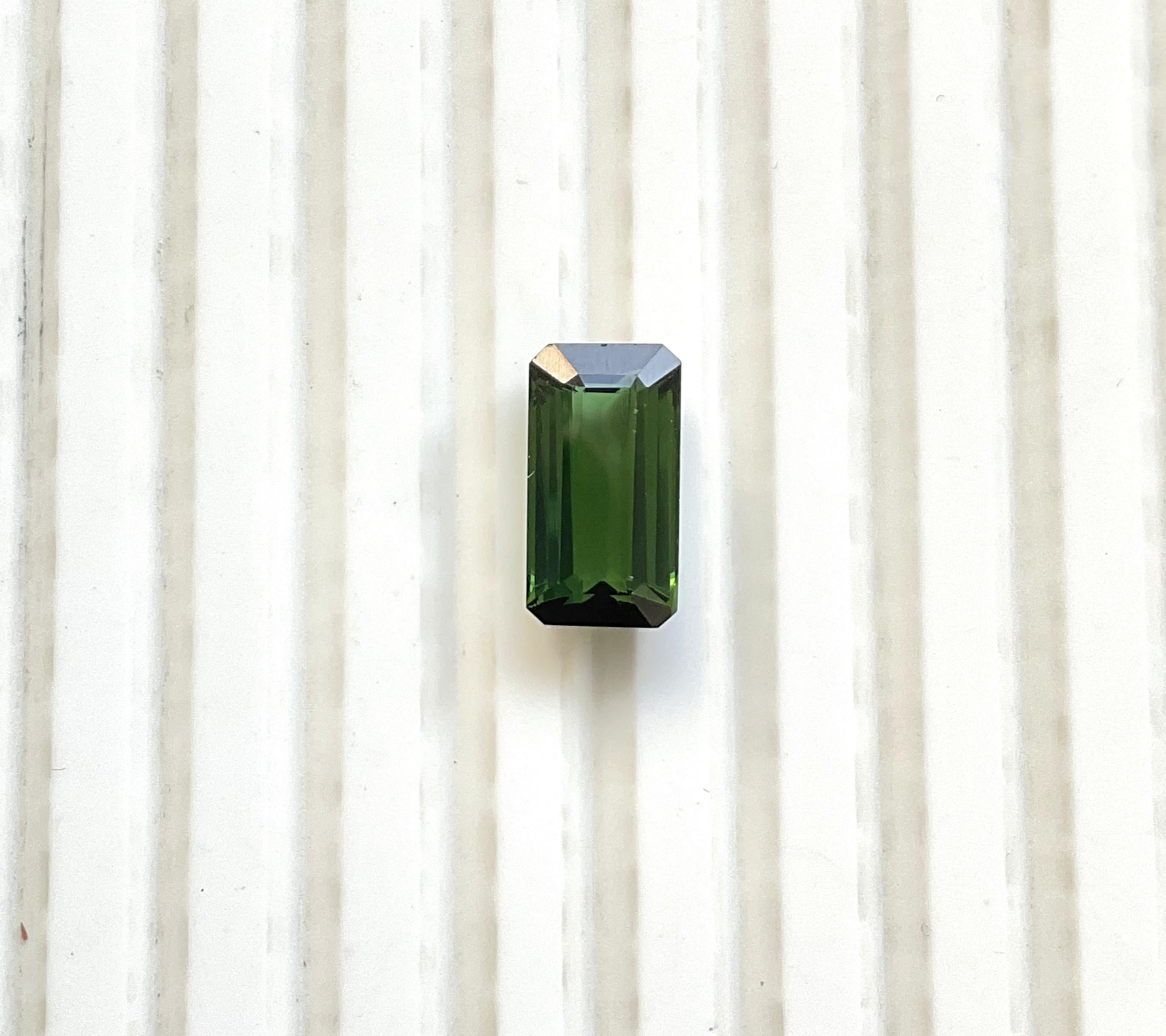 4.14 Carats Green Tourmaline Octagon Faceted Top Quality Cut stone Natural Gem For Sale 4