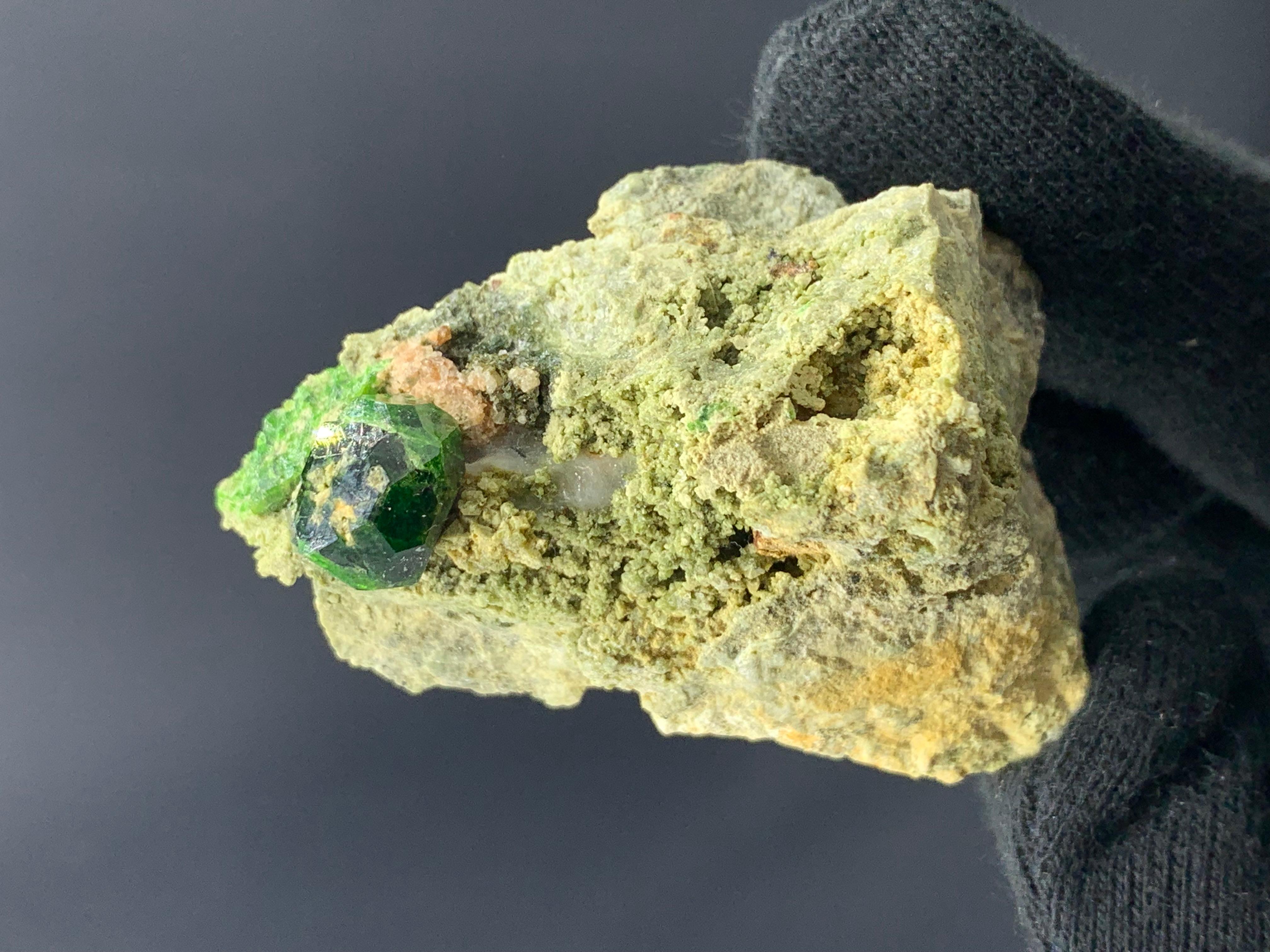 green garnet specimen