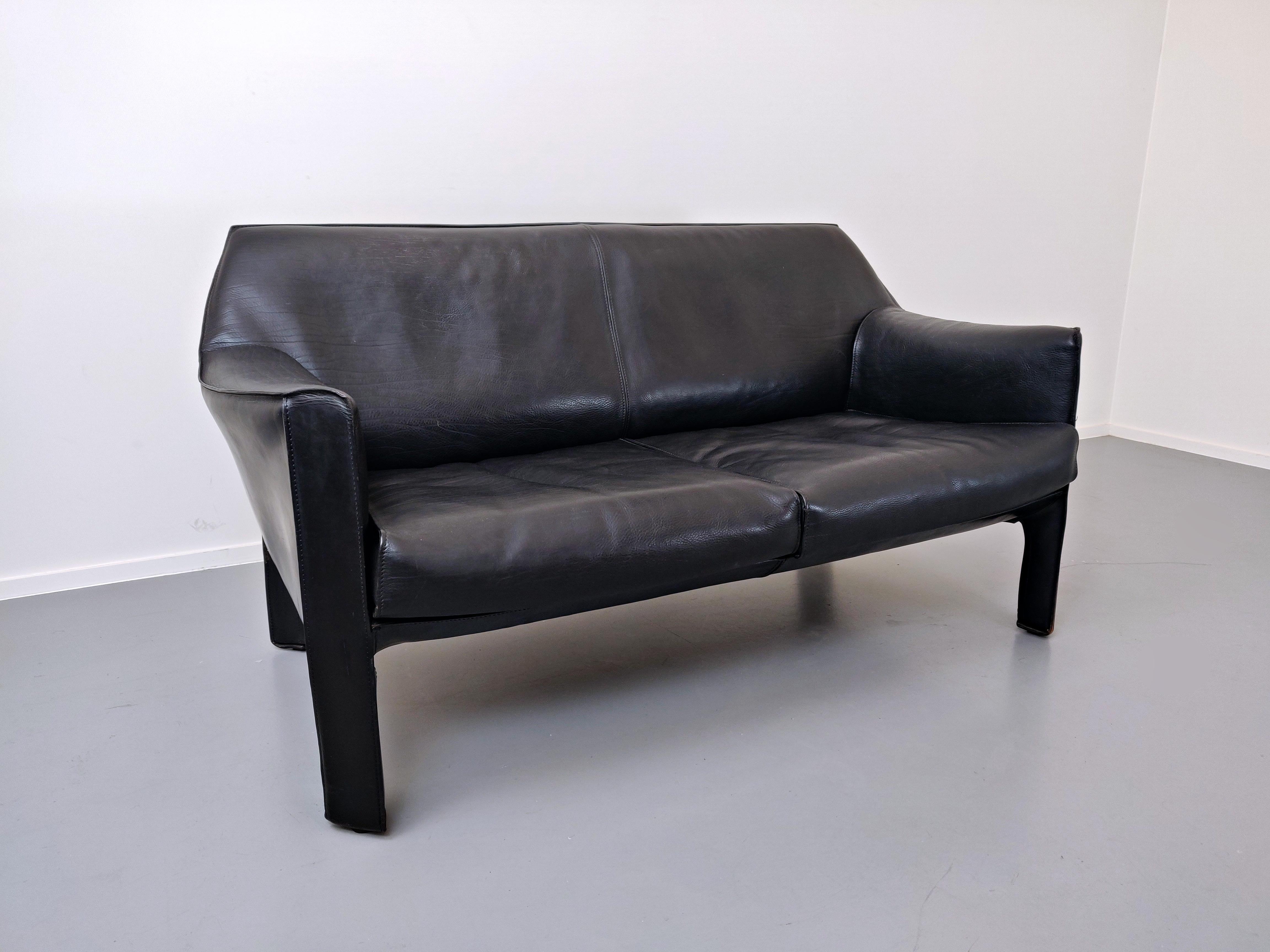 Italian Black Leather 415 Cab Sofa by Mario Bellini, Italy, 1987