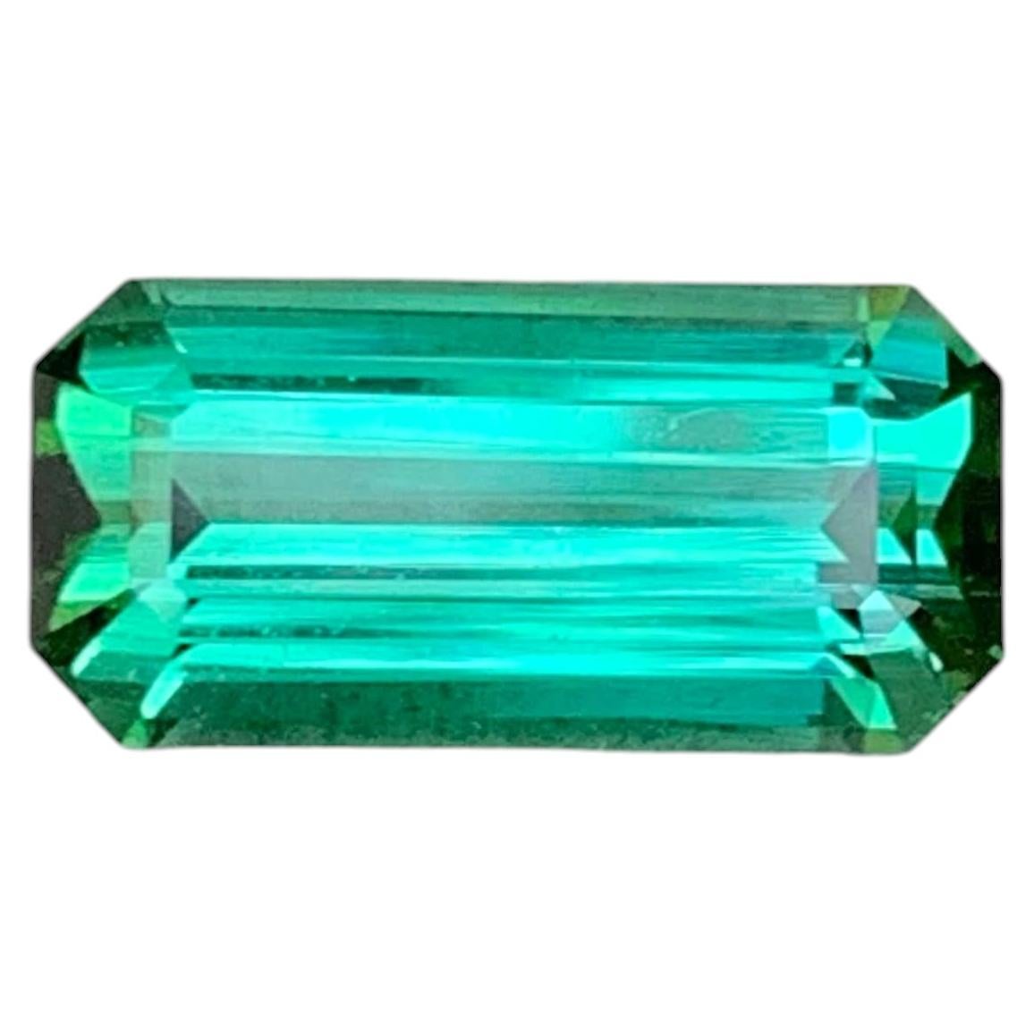 4.15 Carat Natural Loose Bluish Green Tourmaline Emerald Cut Afghan Gemstone (Tourmaline verte bleuâtre en vrac, taille émeraude)