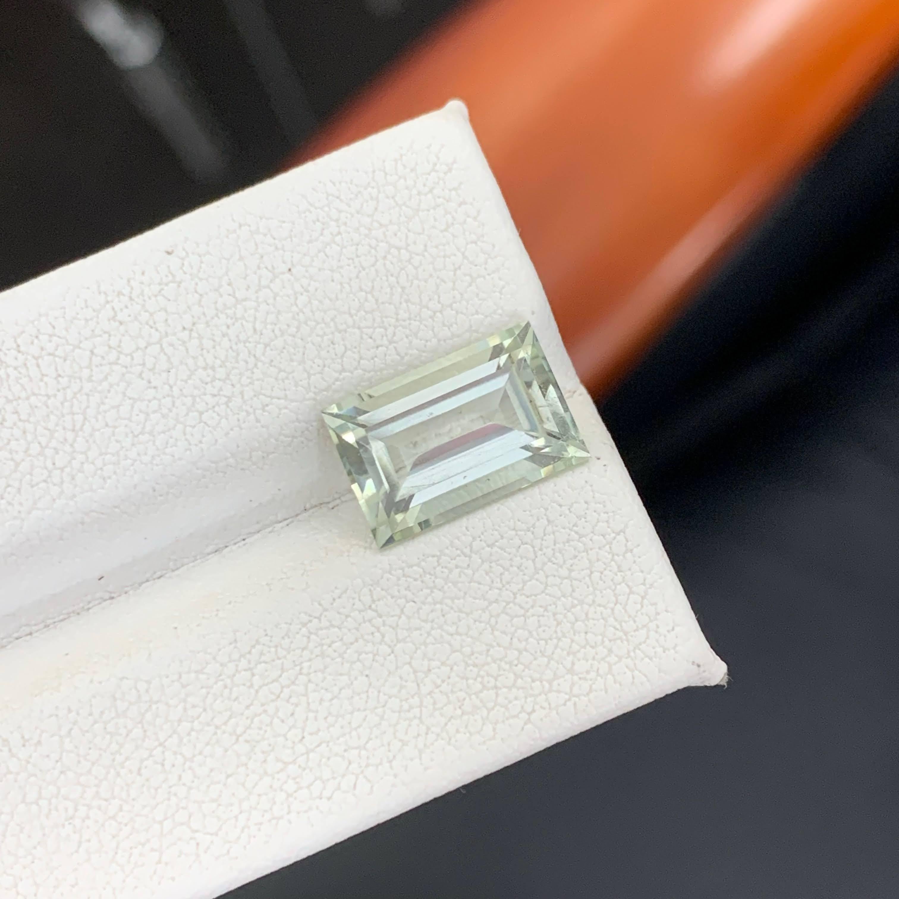 4,15 Karat Natürlicher loser grünlicher Amethyst Stein Baguetteschliff Afrikanischer Edelstein im Angebot 6