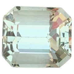 4.15 Carat Natural Loose Heliodor Emerald Shape Gemstone (pierre précieuse en forme d
émeraude)