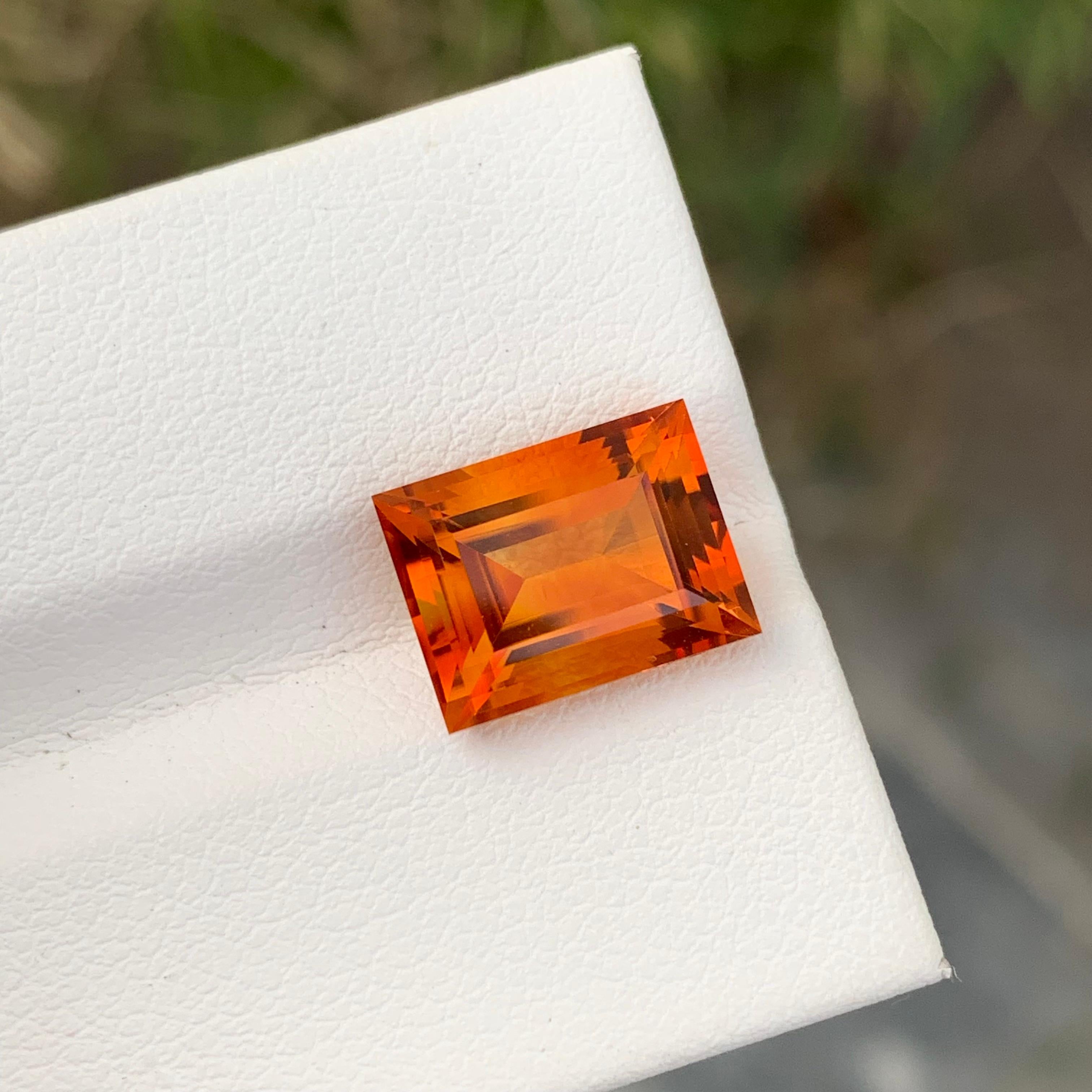4.15 Carat Natural Loose Madeira Citrine Baguette Shape Gem For Jewellery In New Condition For Sale In Peshawar, PK