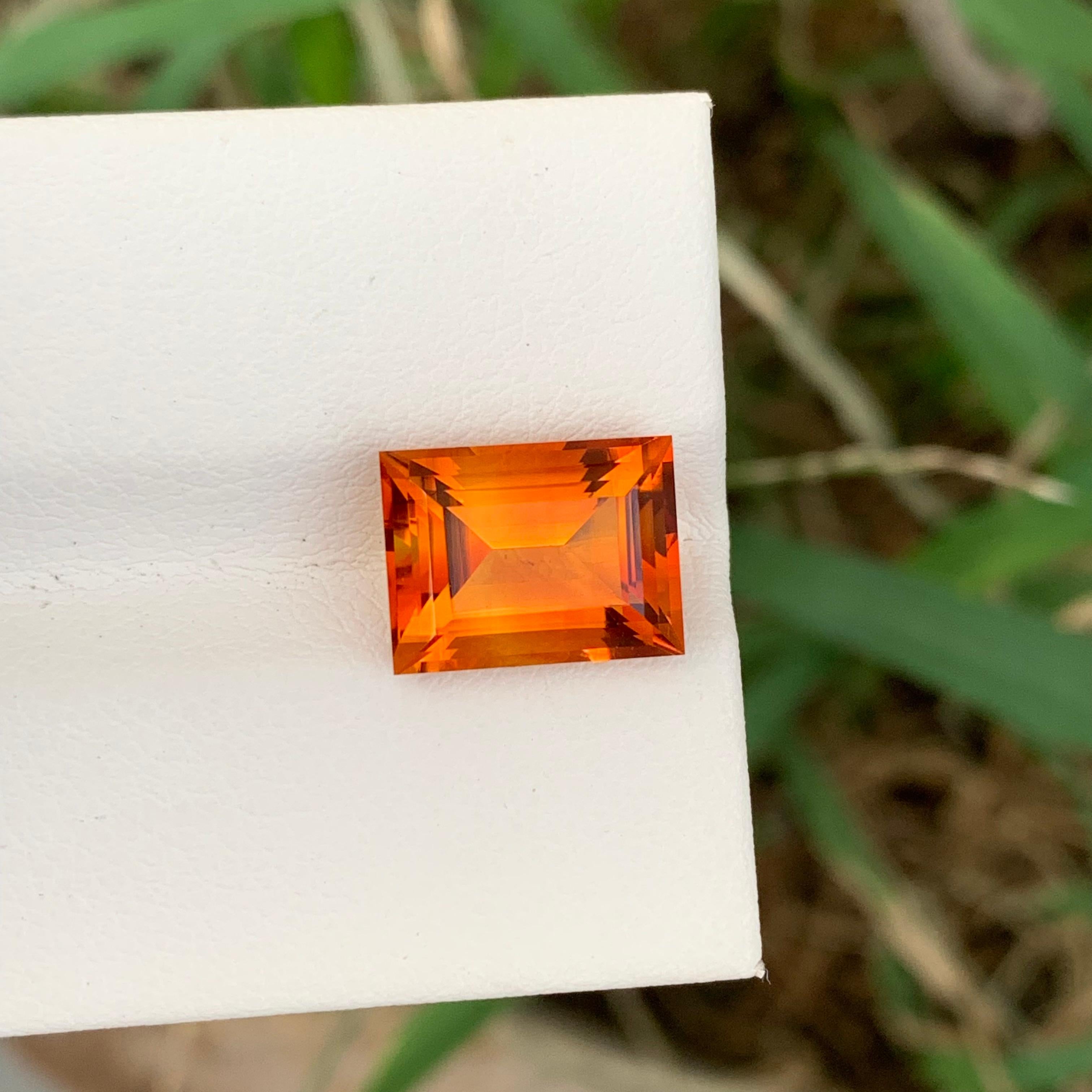 4.15 Carat Natural Loose Madeira Citrine Baguette Shape Gem For Jewellery For Sale 1