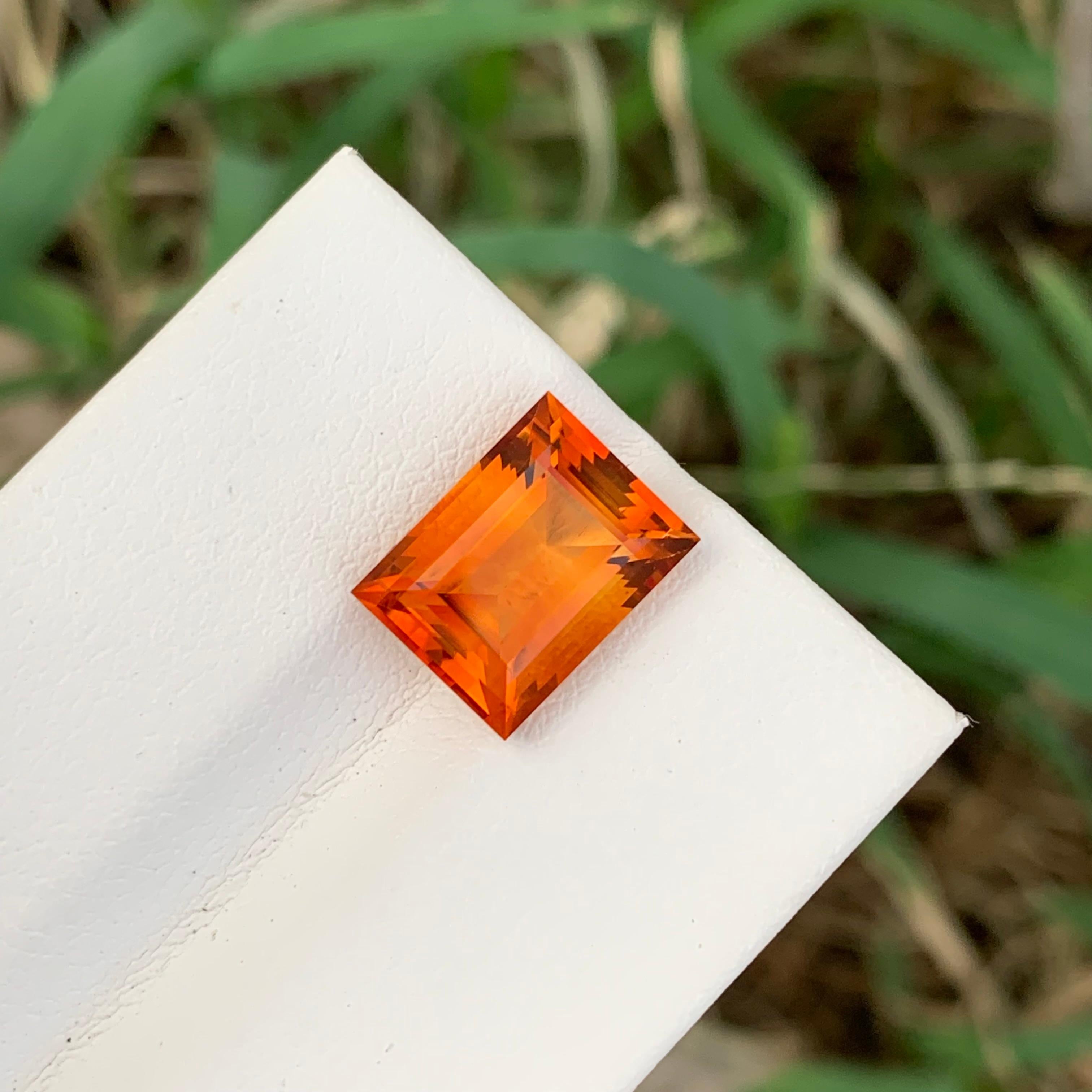4.15 Carat Natural Loose Madeira Citrine Baguette Shape Gem For Jewellery For Sale 3