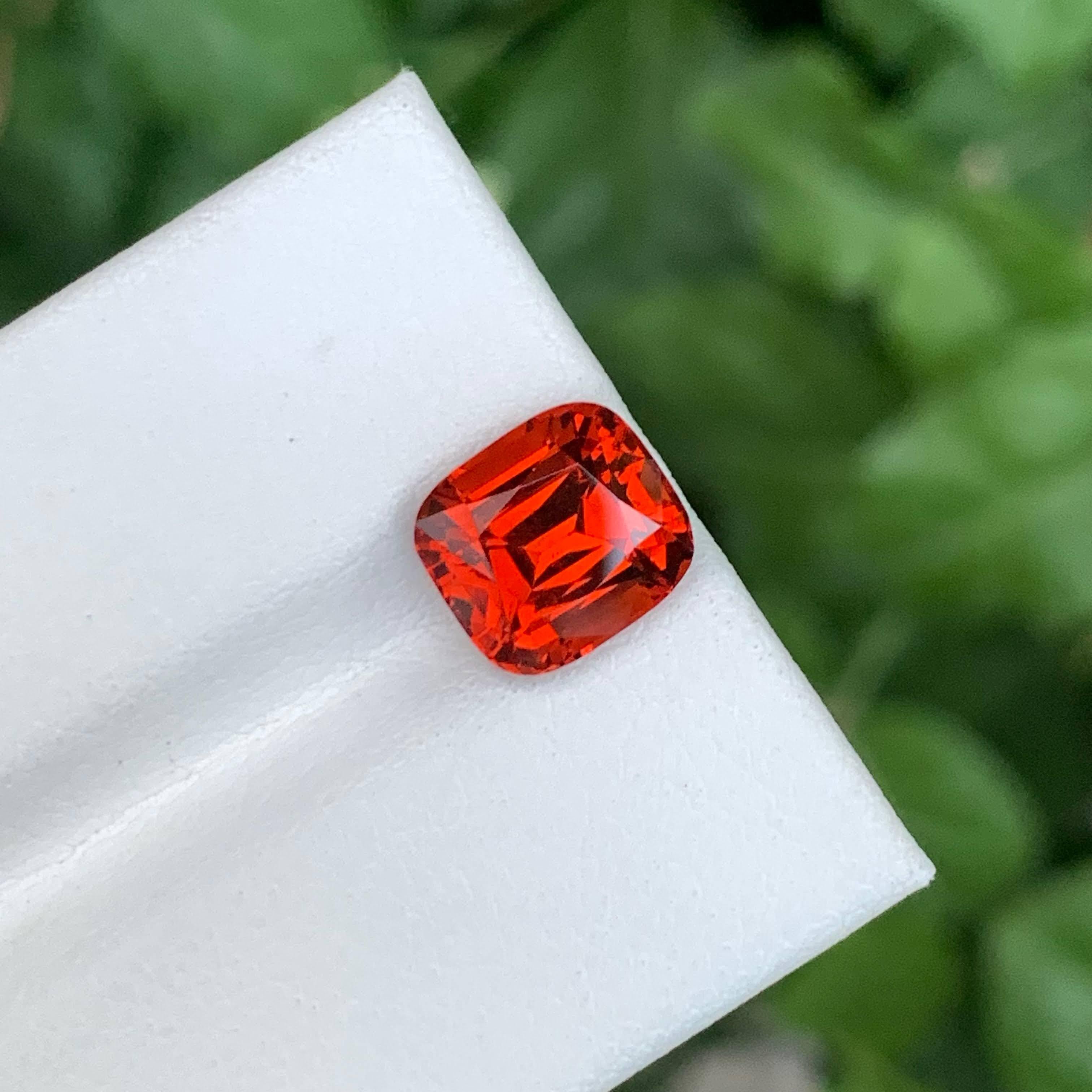 4,15 quilates granate espesartita natural suelto talla cojín piedra preciosa de Tanzania en Nuevo estado para la venta en Bangkok, TH