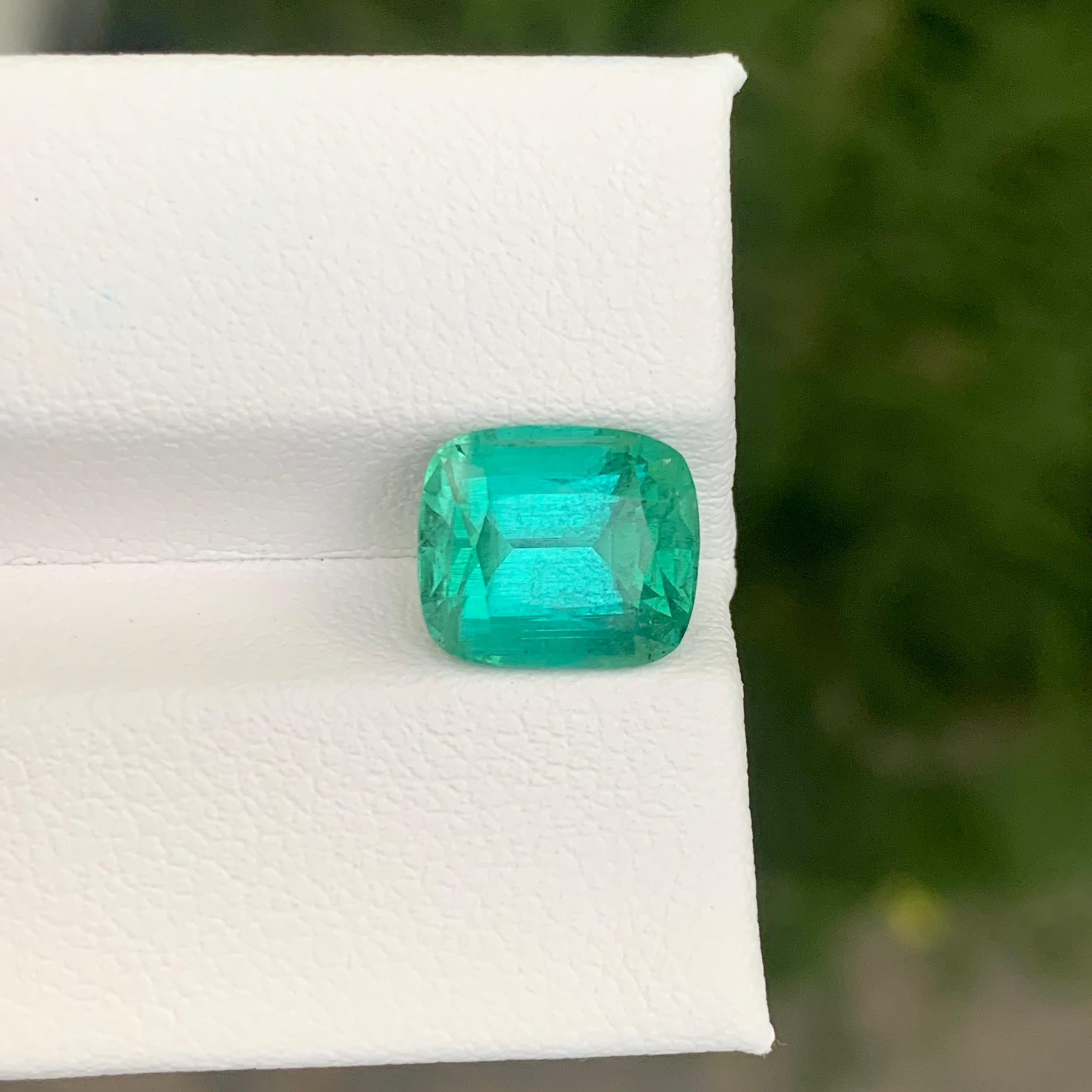 Cushion Cut 4.15 Carat Natural Mint Green Tourmaline Loose Afghanistan’s Gemstone For Sale