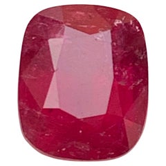 4.15 Carat Reddish Pink Natural Rubellite Tourmaline Cushion Cut Loose Gemstone (pierre précieuse taillée en coussin)