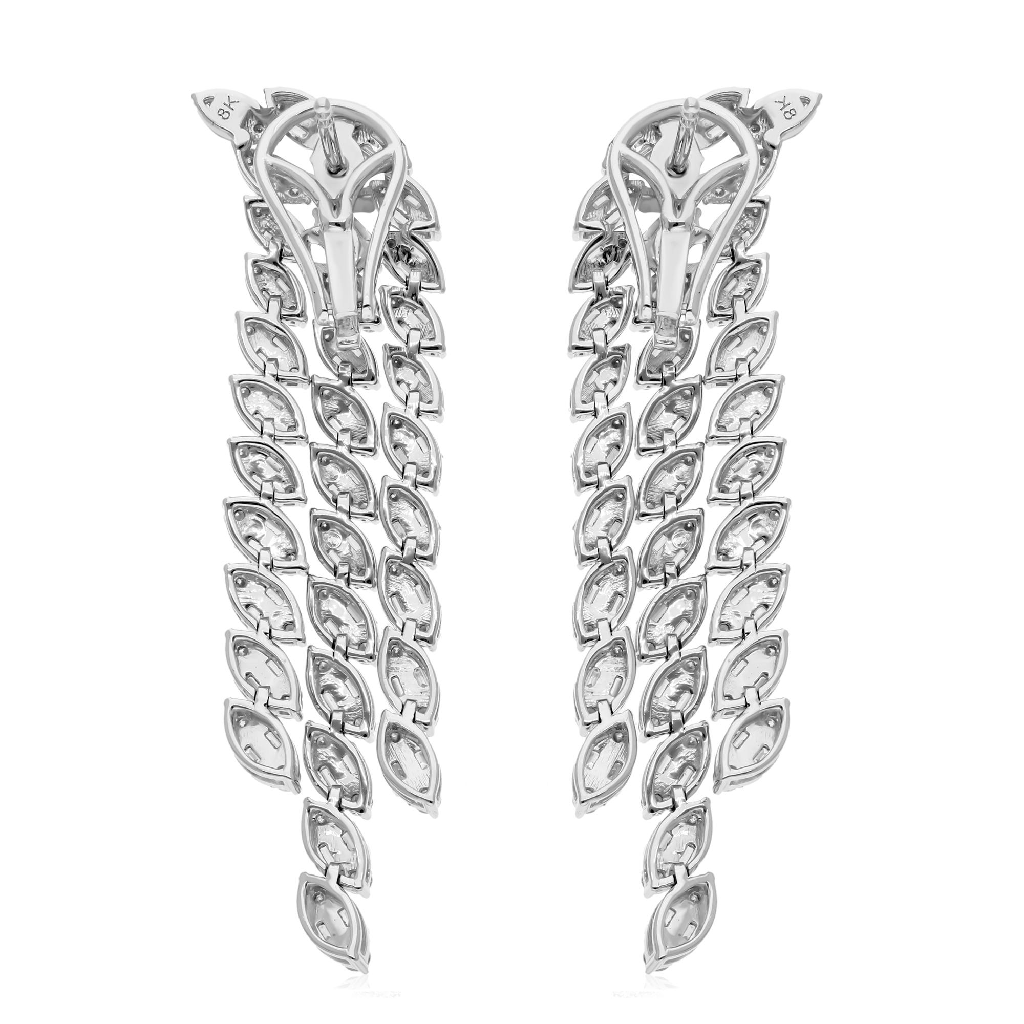 Taille baguette 4.15 Carat SI/H Baguette Round Brilliant Cut Diamond Earrings 18k White Gold en vente