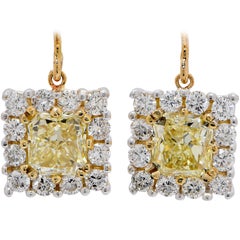 Boucles d'oreilles en goutte en or jaune 18 carats avec diamants jaunes et blancs de 4,15 carats