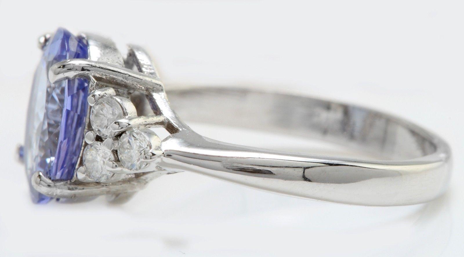 4,15 quilates de tanzanita natural de muy buen aspecto y diamante de oro blanco macizo de 14 quilates Corte rosa en venta