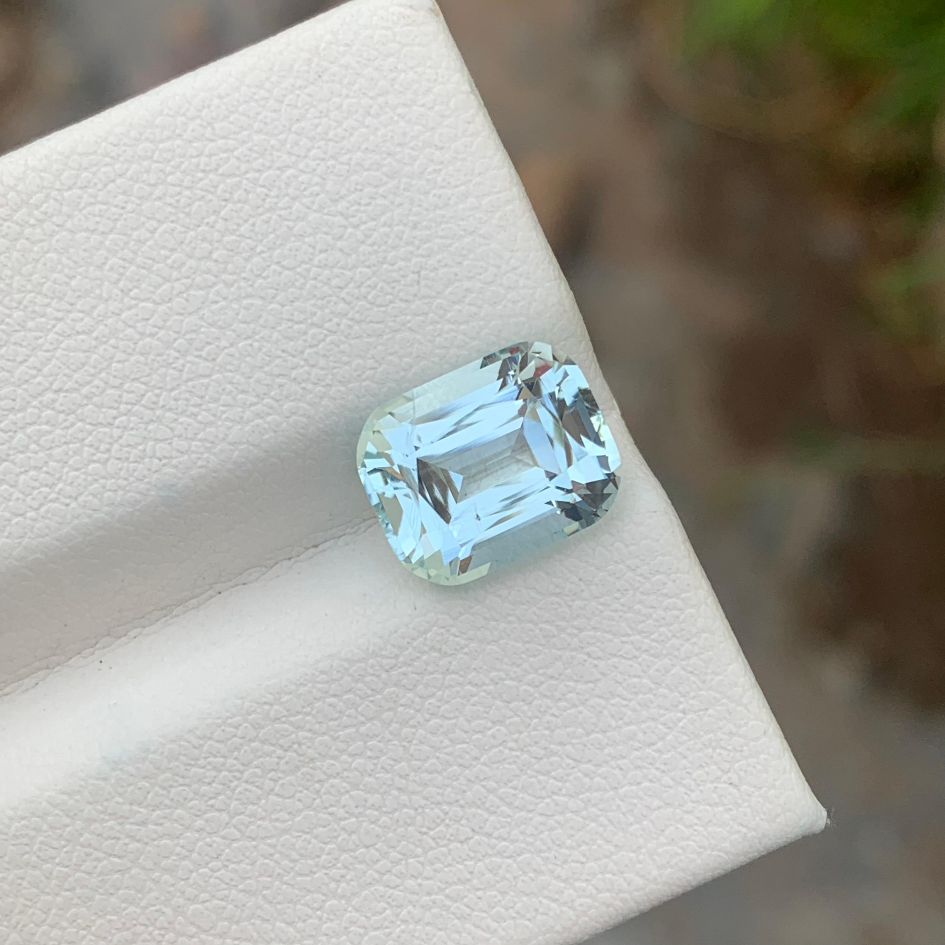 4.15 Carats Unheated Untreated Loose Aquamarine Ring Gem March Birthstone  For Sale 3