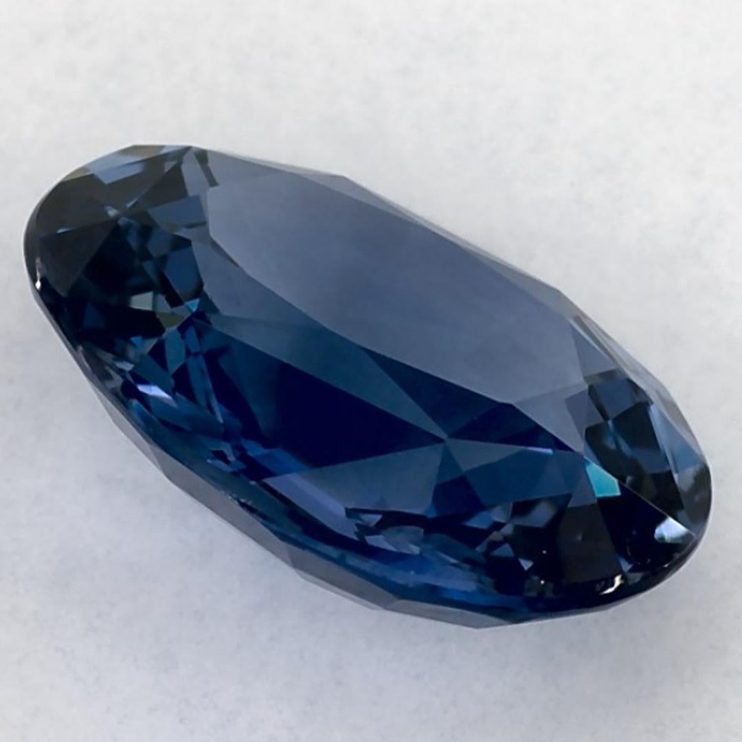 4.15 qt Zafiro Azul Oval Gema Suelta en venta 1