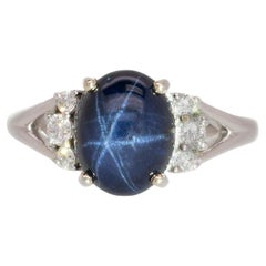 Anello con zaffiro a stella da 4,15 carati e accenti di diamanti Nature: Oro massiccio 14k, 10x8mm