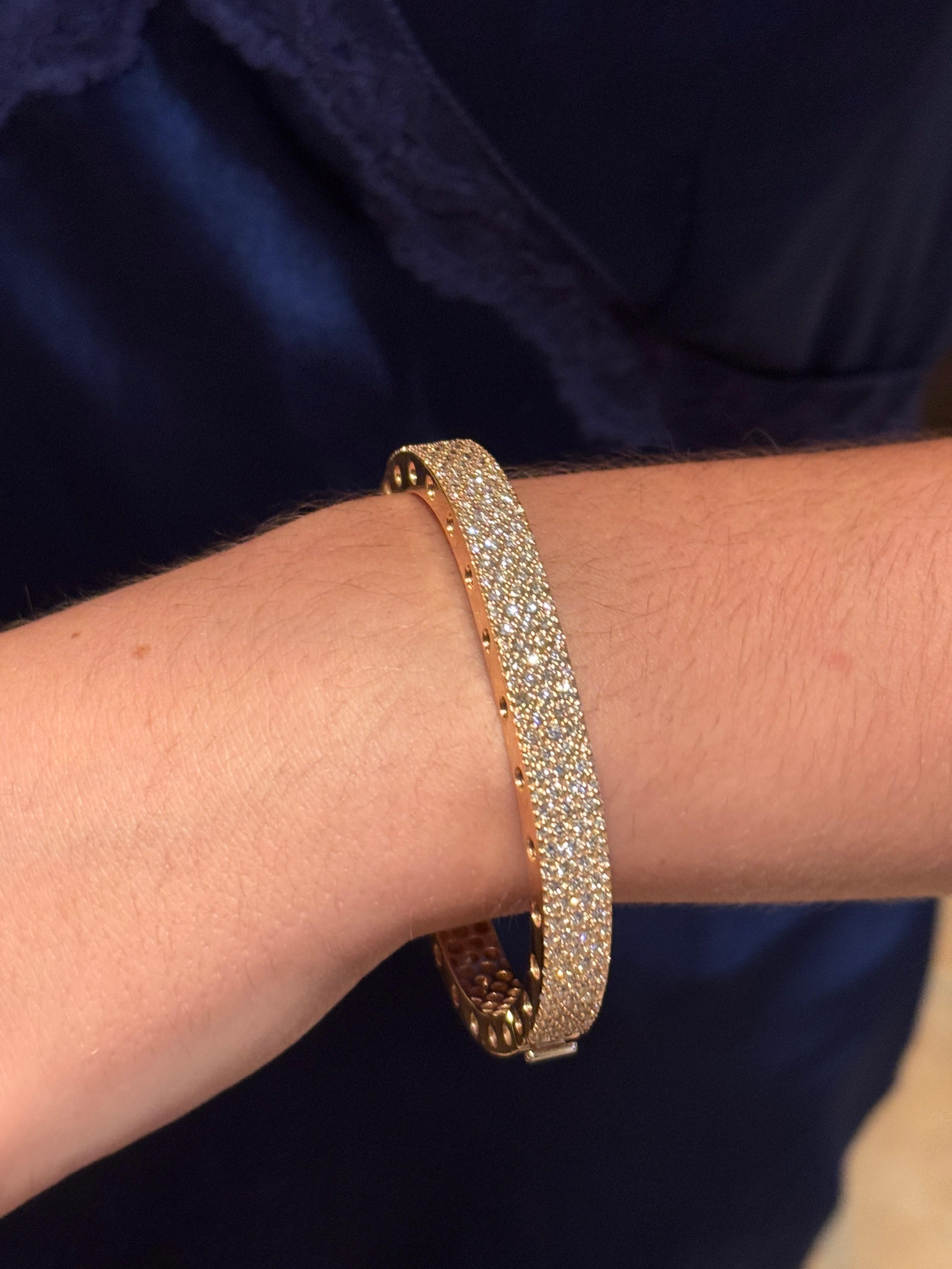 4,16 Karat Diamanten 18k Gelbgold Pavé Diamant Armreif, von Novel Collection im Angebot 2