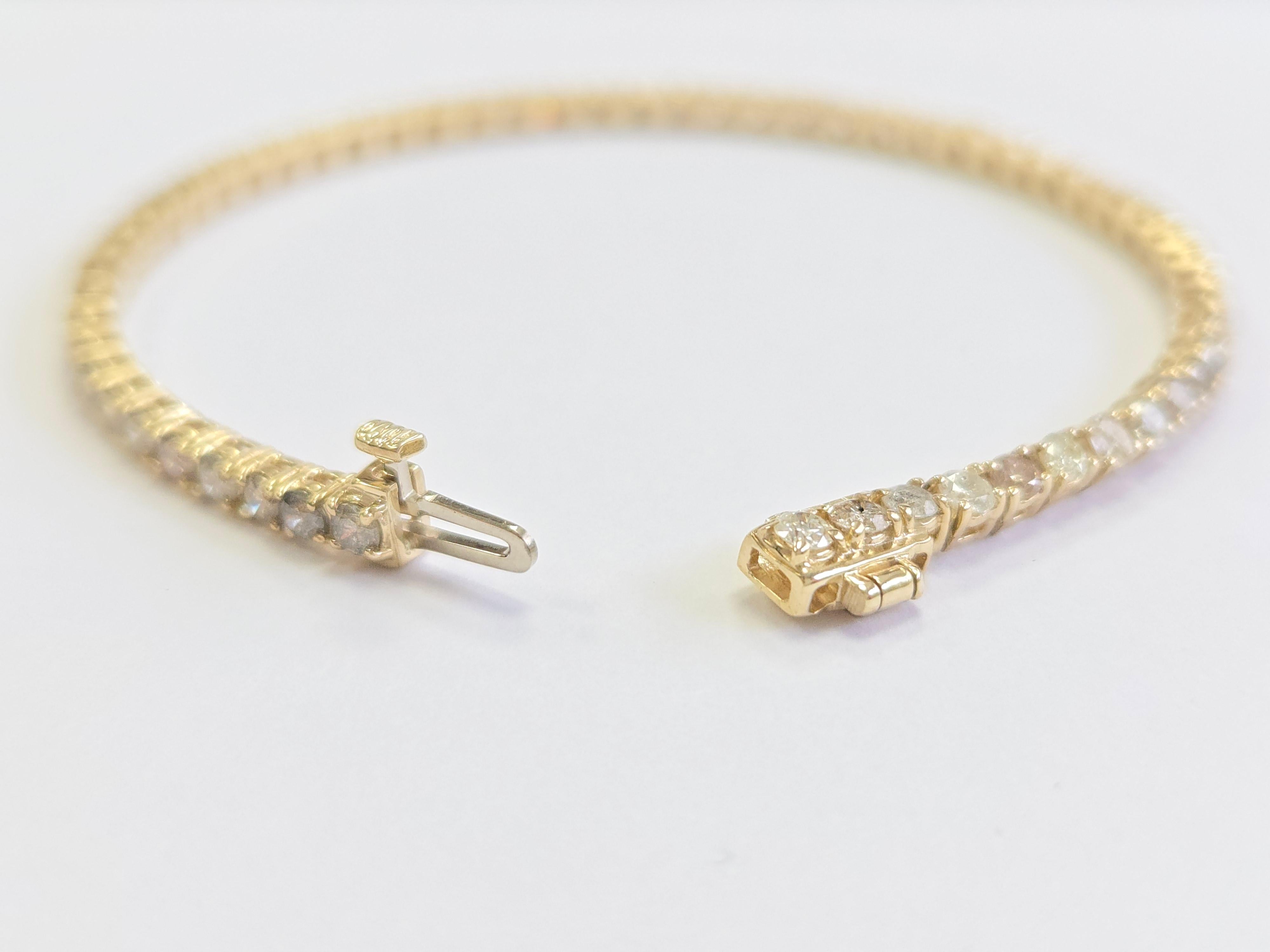 Bracelet de tennis en or jaune 14 carats avec diamant naturel de 4,16 carats Neuf - En vente à Great Neck Plaza, NY