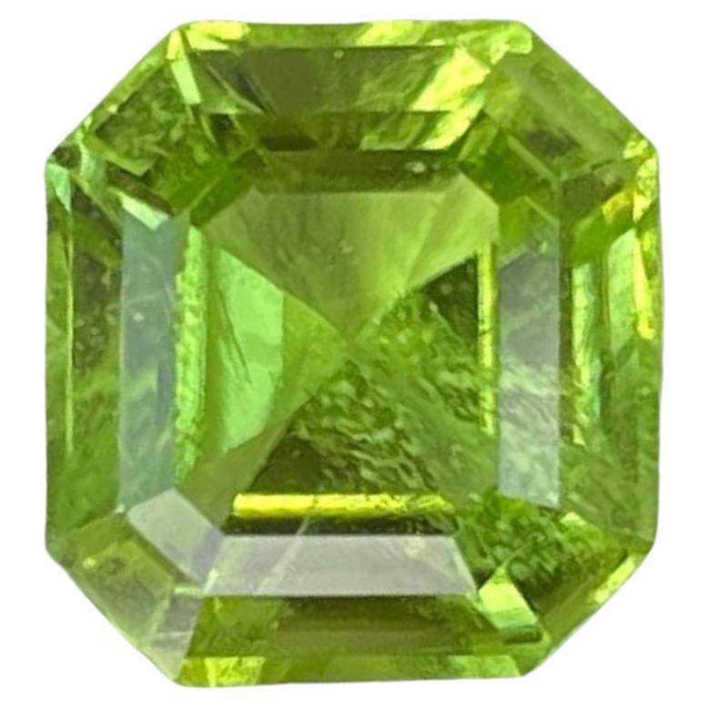 4.16 carats Apple Green Peridot Stone Emerald Cut Natural Pakistani Gemstone