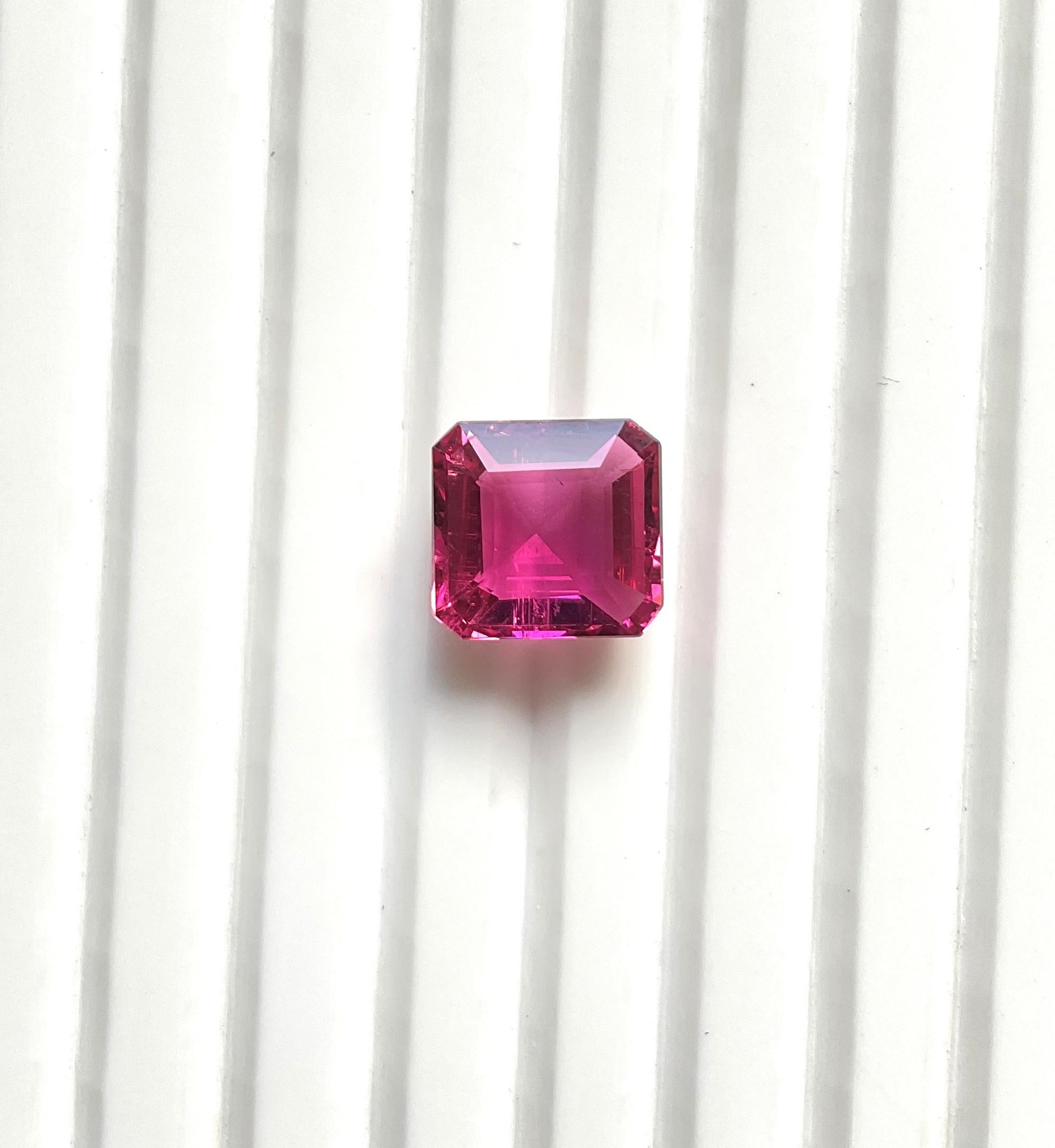 4.16 Carats Rubellite Tourmaline Octa Faceted Cut stone Top Quality Natural gem im Zustand „Neu“ im Angebot in Jaipur, RJ