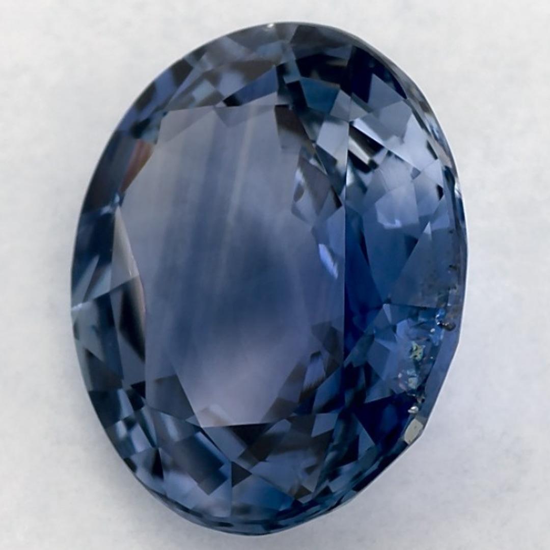 Donna 4.16 carati di zaffiro blu ovale sfuso in vendita